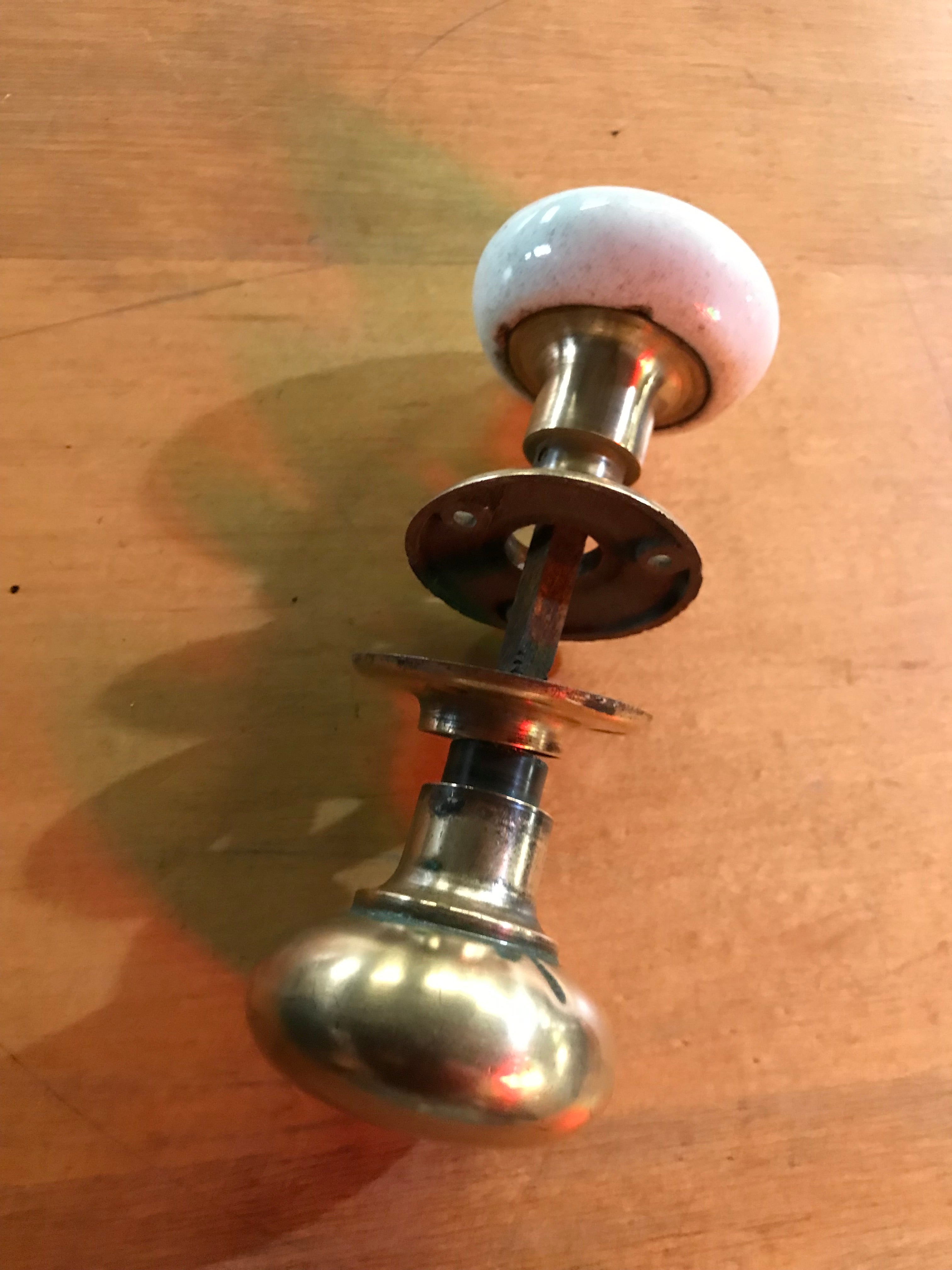 Door Lock Set with Porcelain Knob and Brass Knob