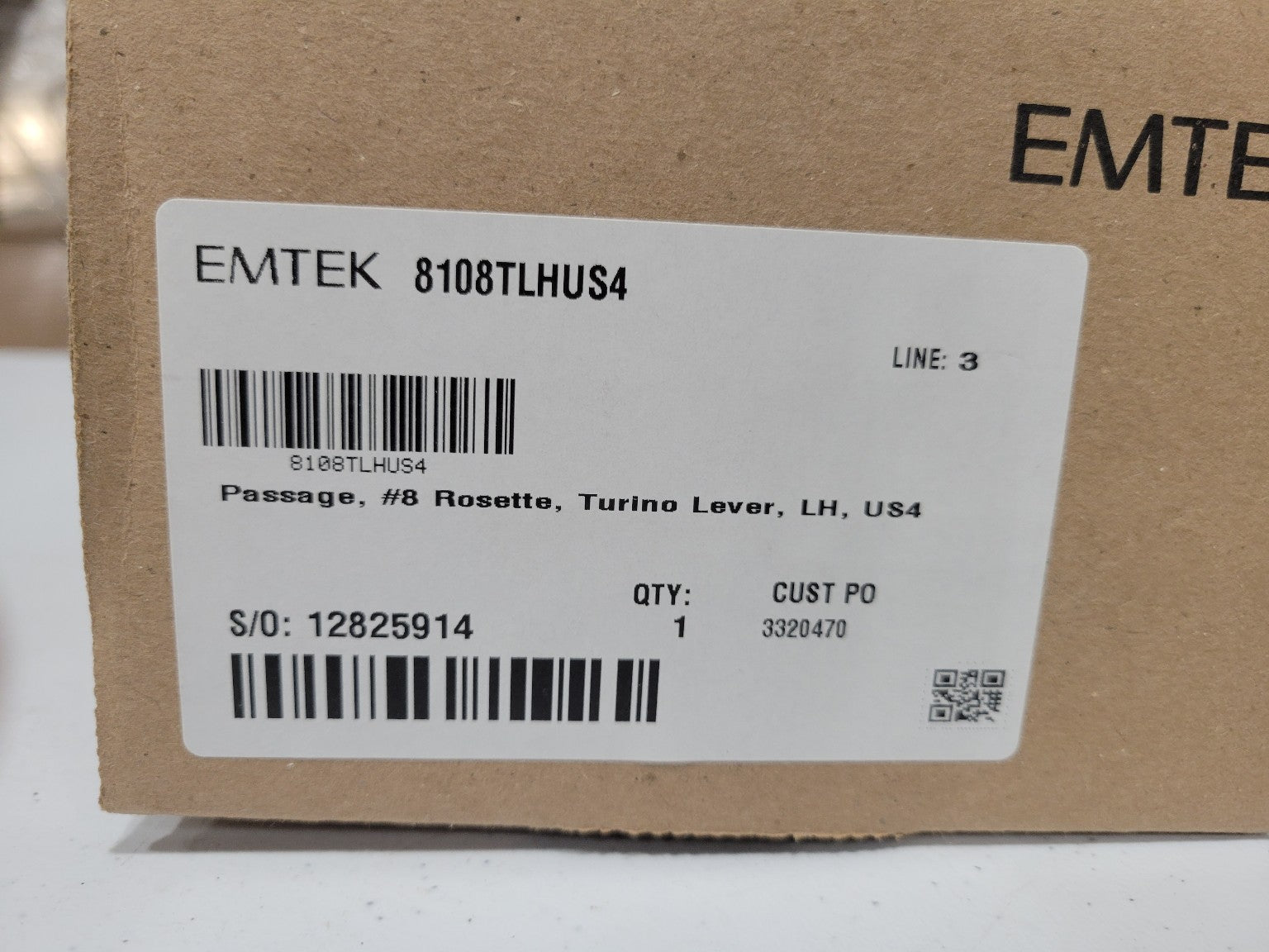 Emtek Passage Door Knob – #8 Rosette, Turino Lever, US4 Finish (Left Handed)