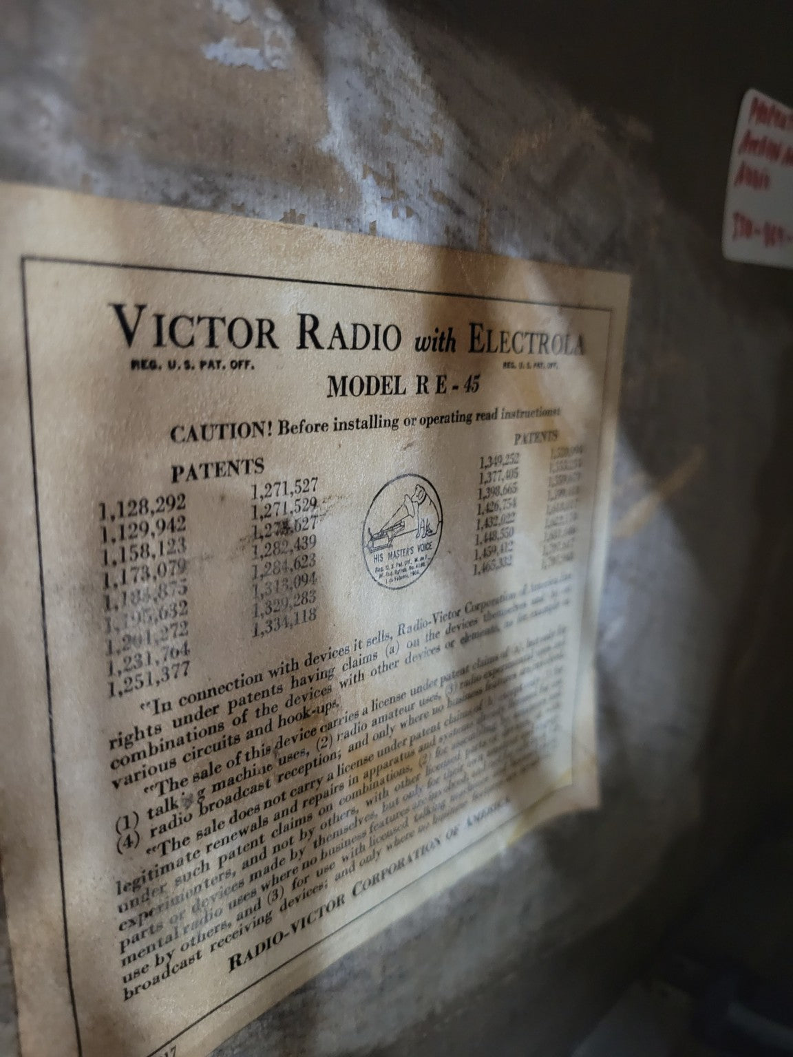 RCA Victor RE-45 Radio with Electrola Console Phonograph