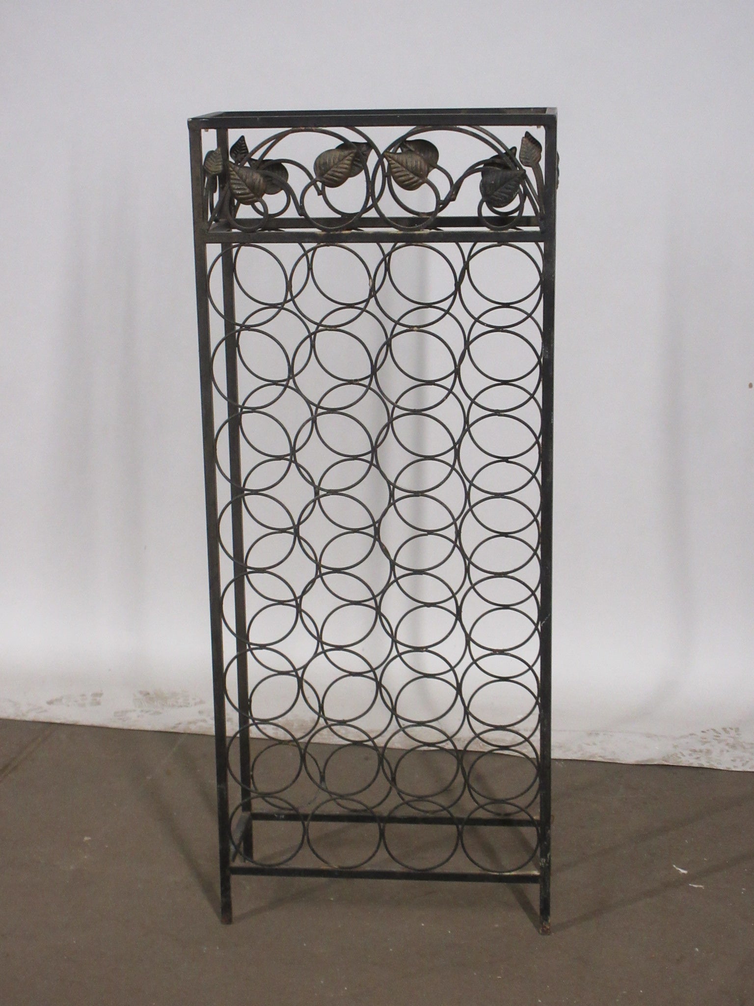 32 Bottle Metal Wine Rack with Ivy Accent