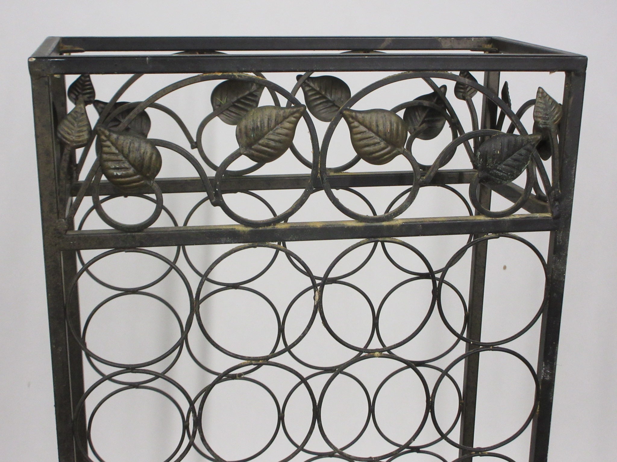 32 Bottle Metal Wine Rack with Ivy Accent
