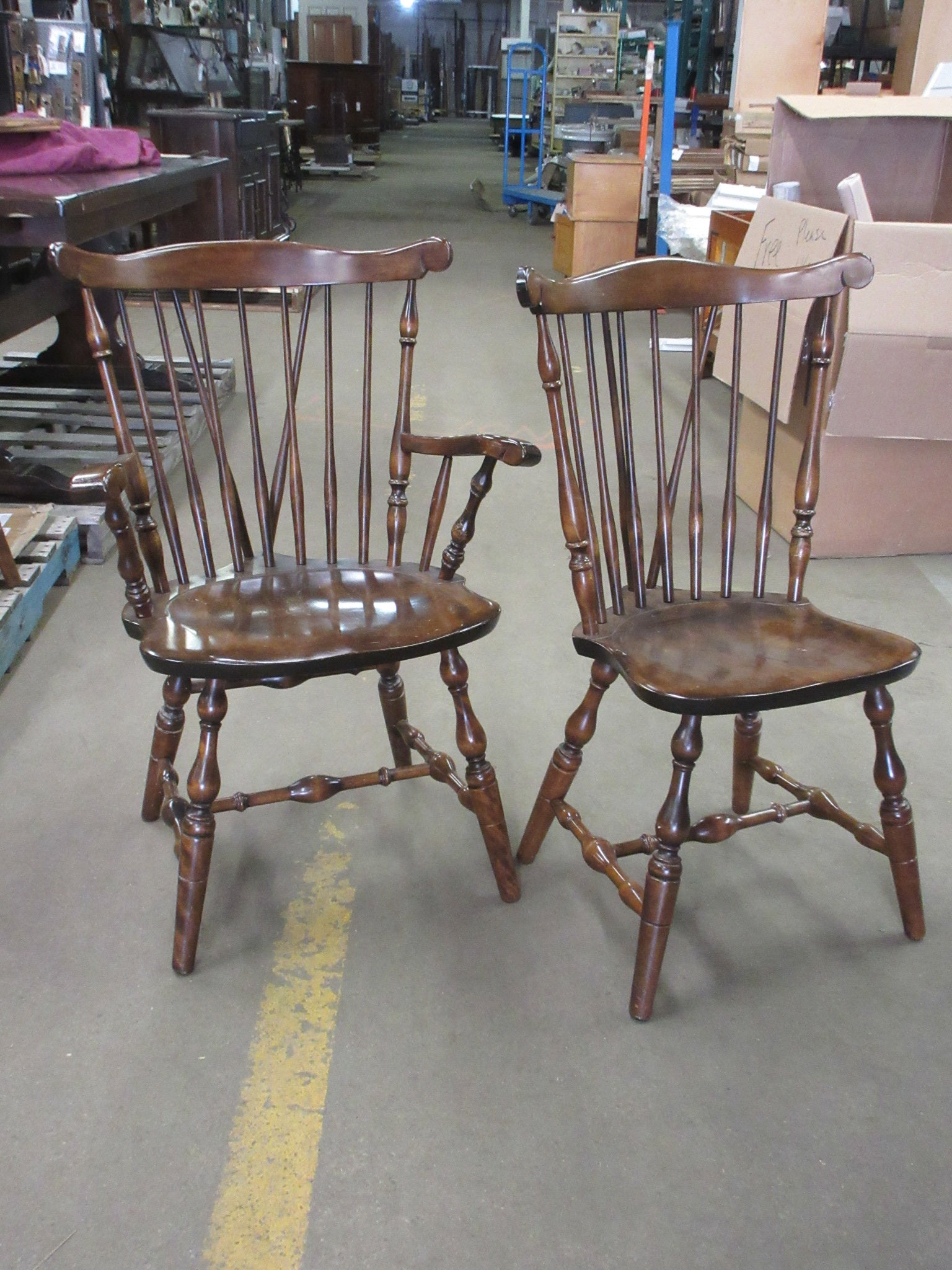 Extended Entertainment Collection Six Dining Chair Set