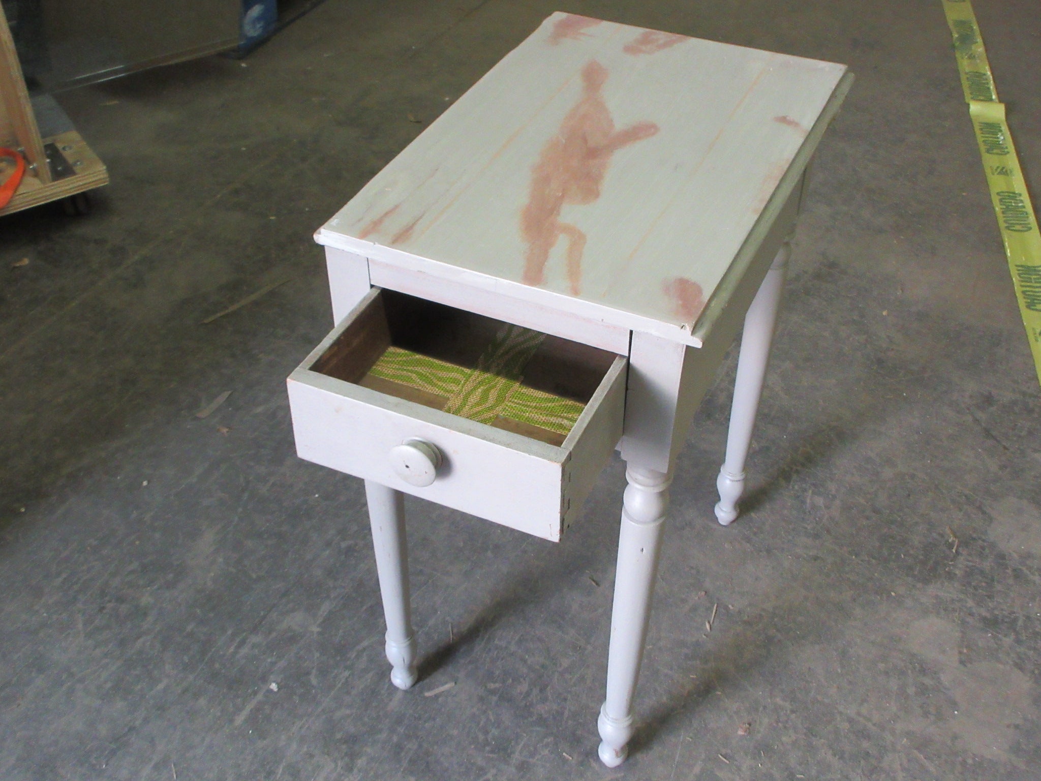 Farmhouse Side Table with Drawer