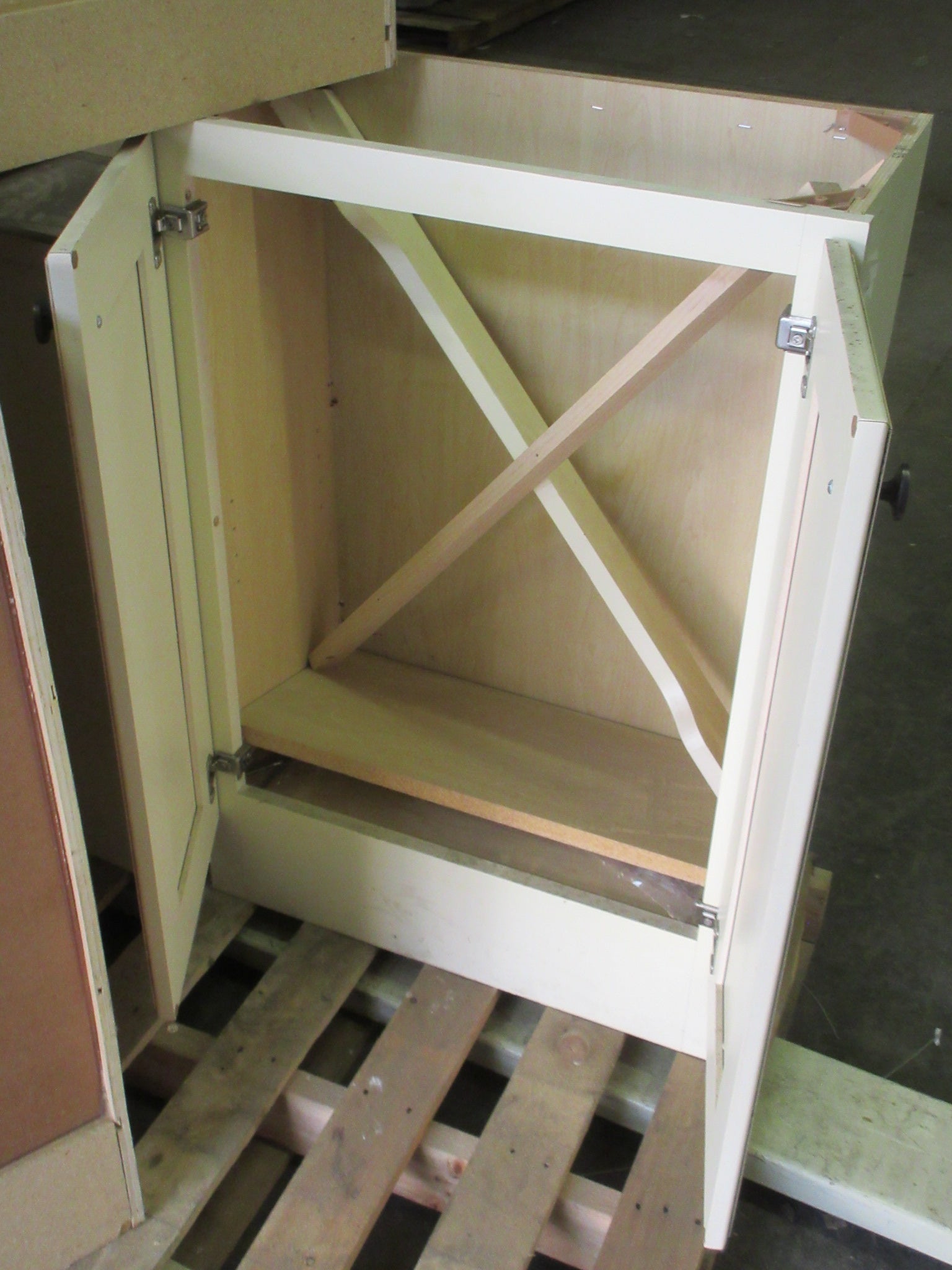 Wyndham Base Cabinet 34 5/8"