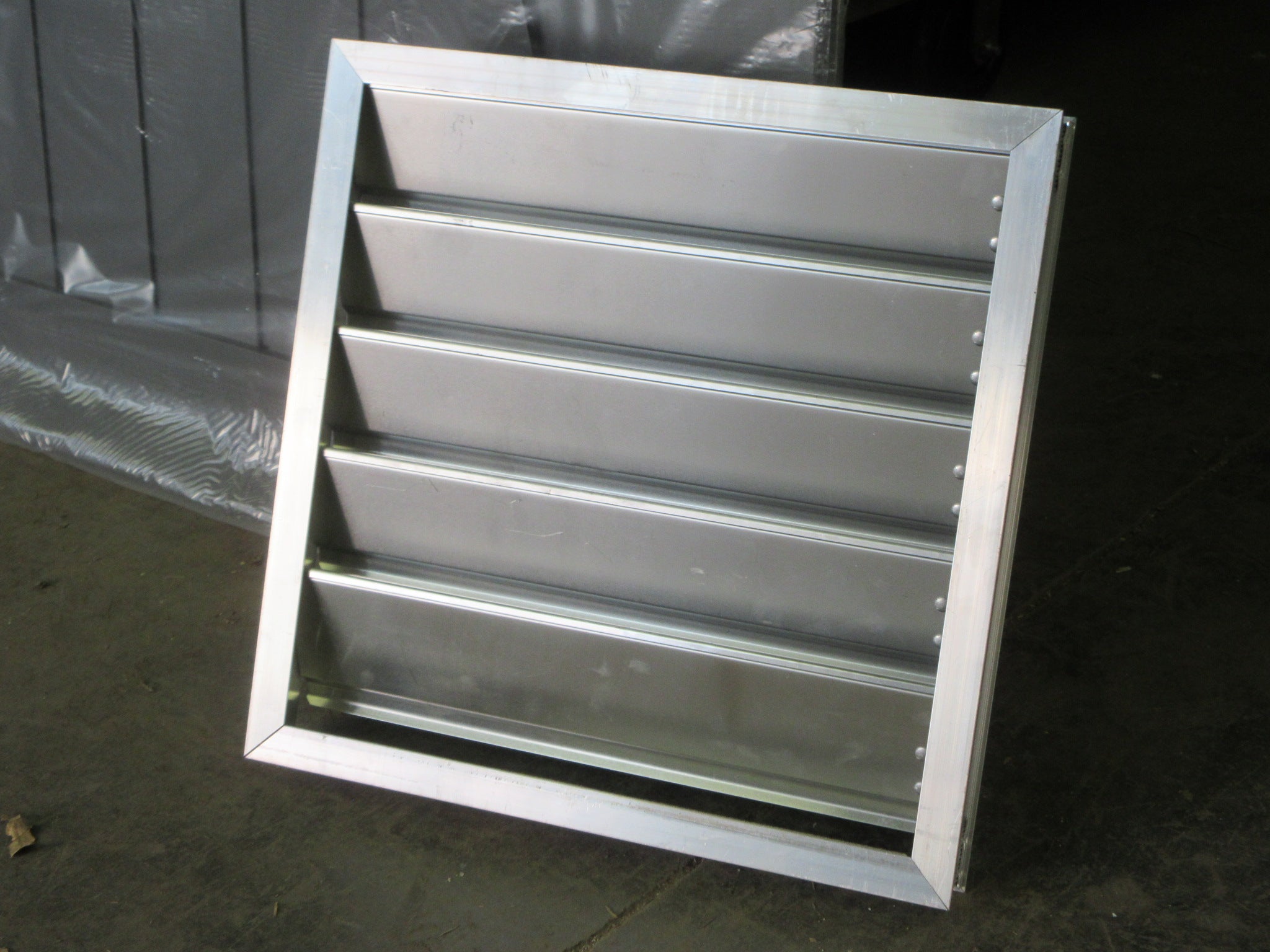 Metal Louvered Damper 17 3/4"
