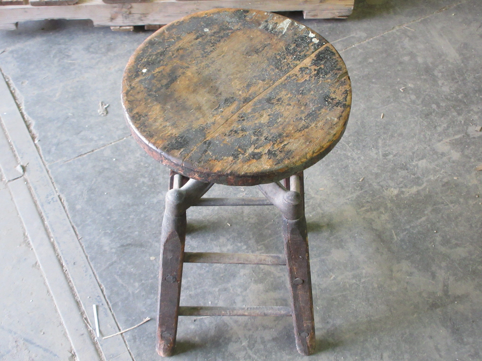 Antique Machinist Adjustable Swivel Stool
