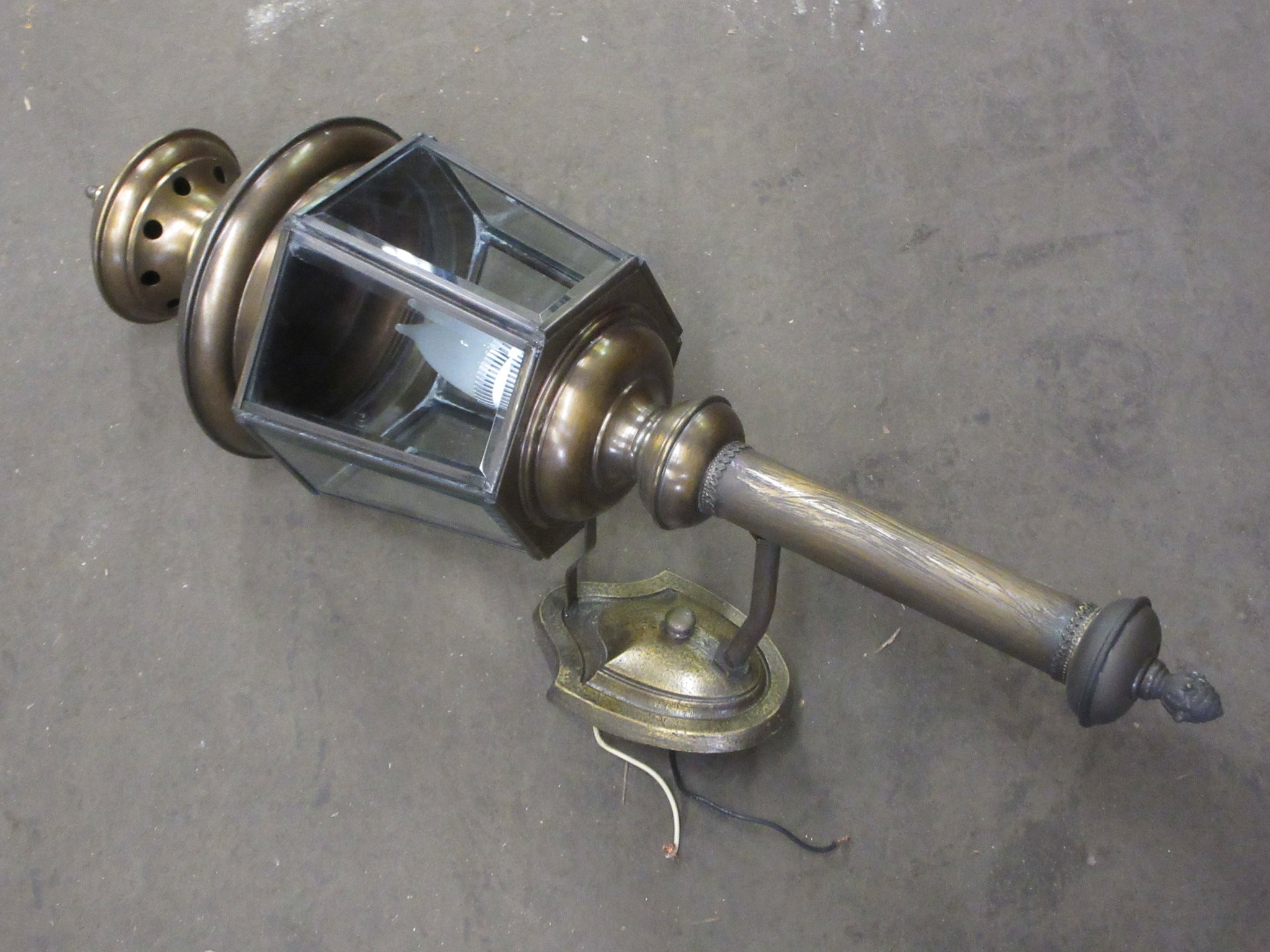 Brass Wall Lighting Sconce