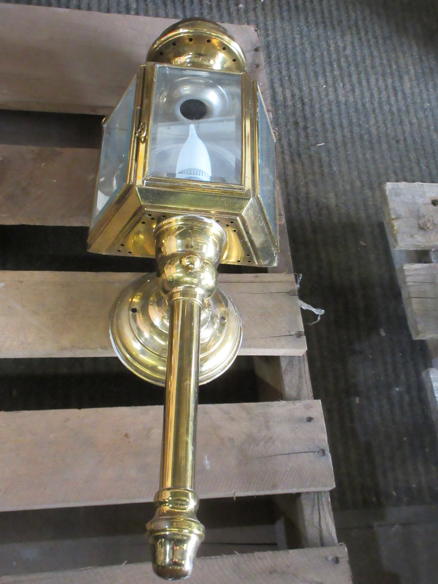Polished Brass Three Sided Carriage Light Fixture
