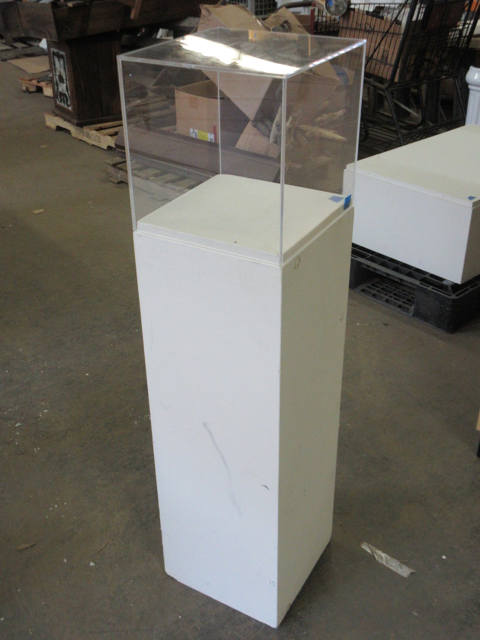 Pedestal Display Stand with Cover 12x12"