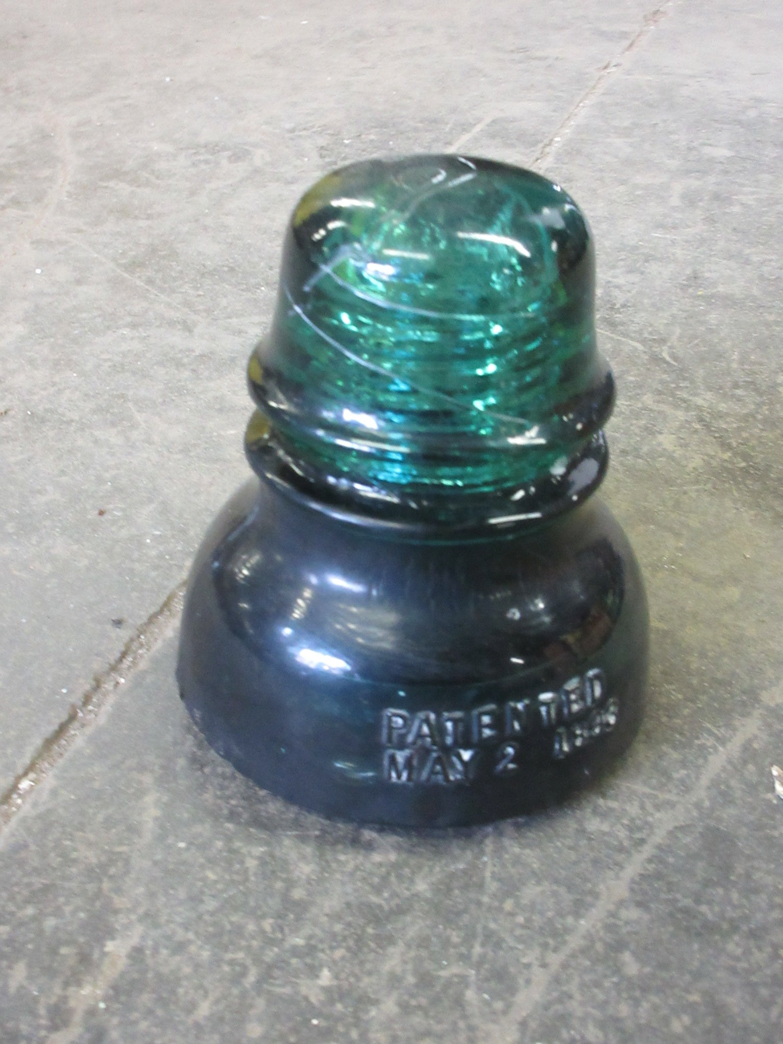 Glass Insulator (Green)