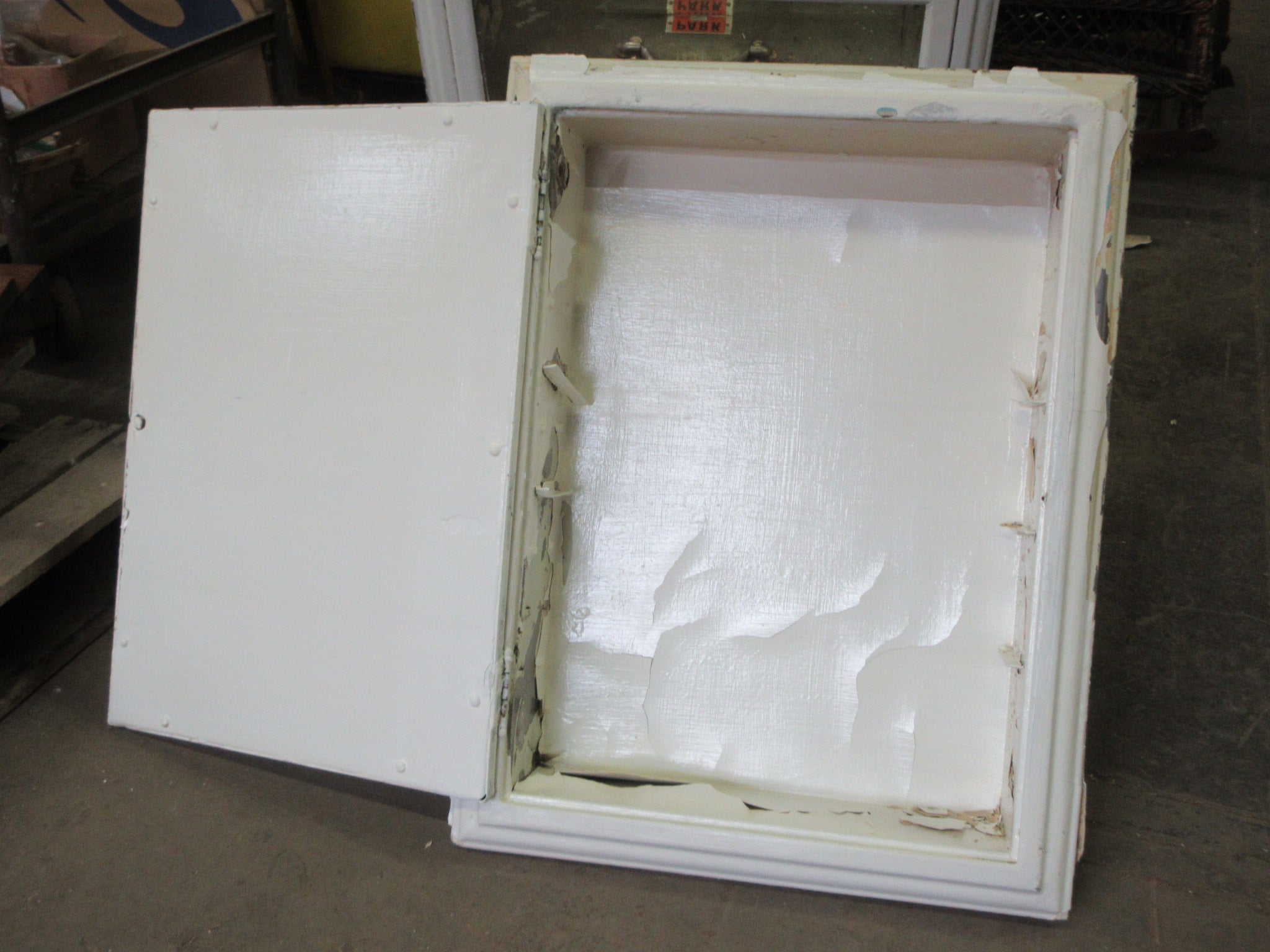Recessed Mirror Front Medicine Cabinet