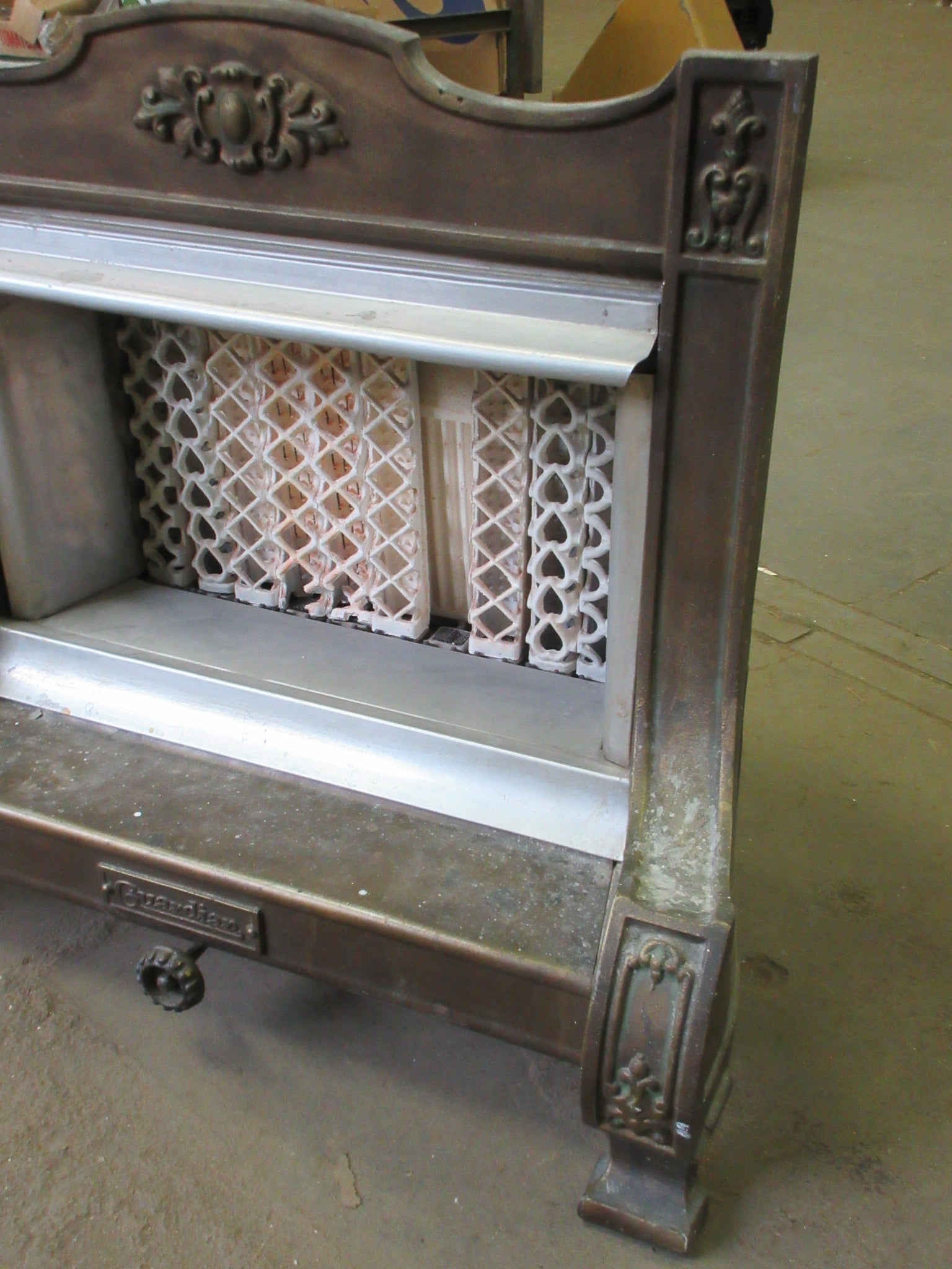 Vintage Guardian Gas Co. Fireplace Insert