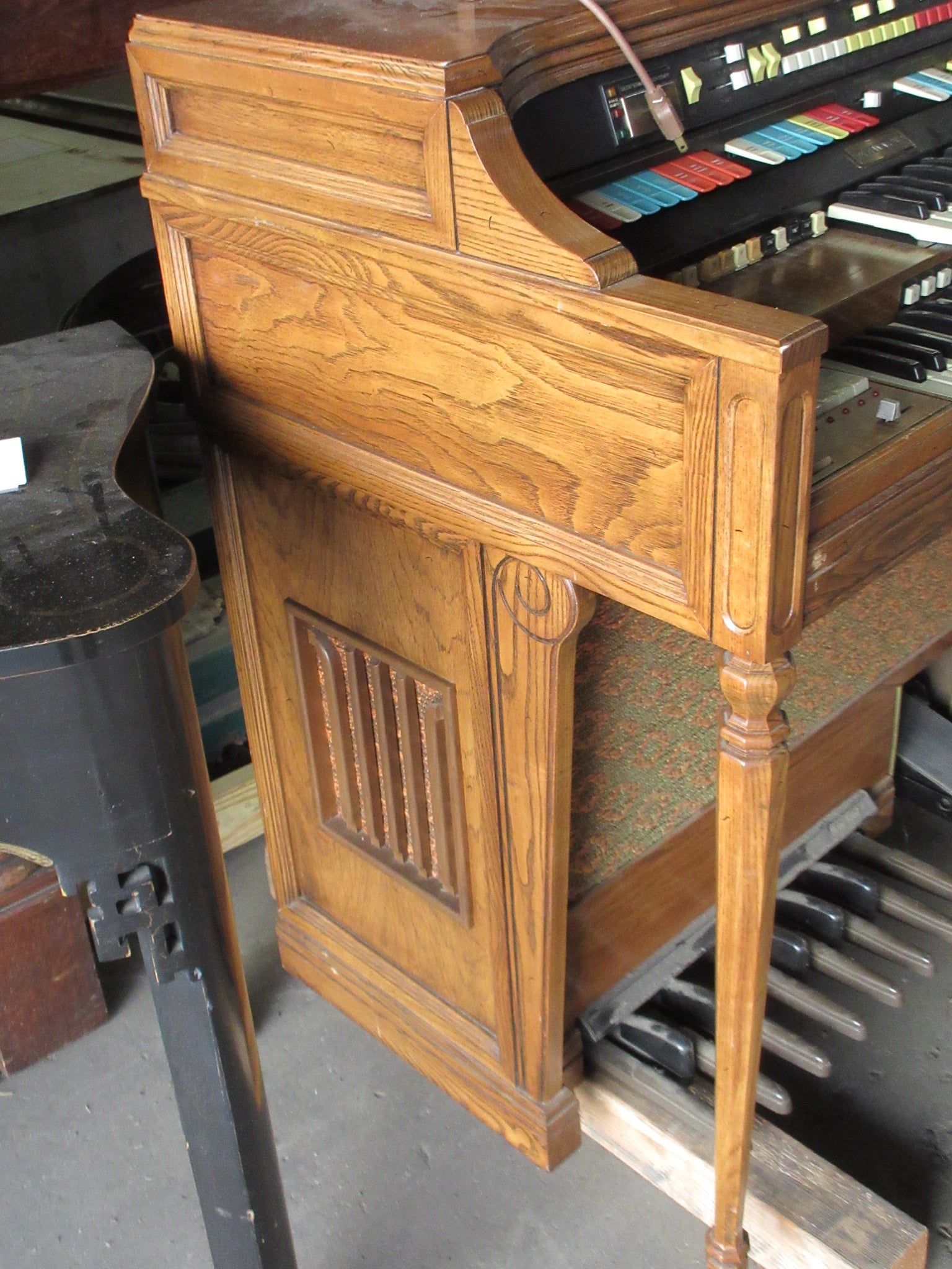 Vintage Hammond Aurora Organ