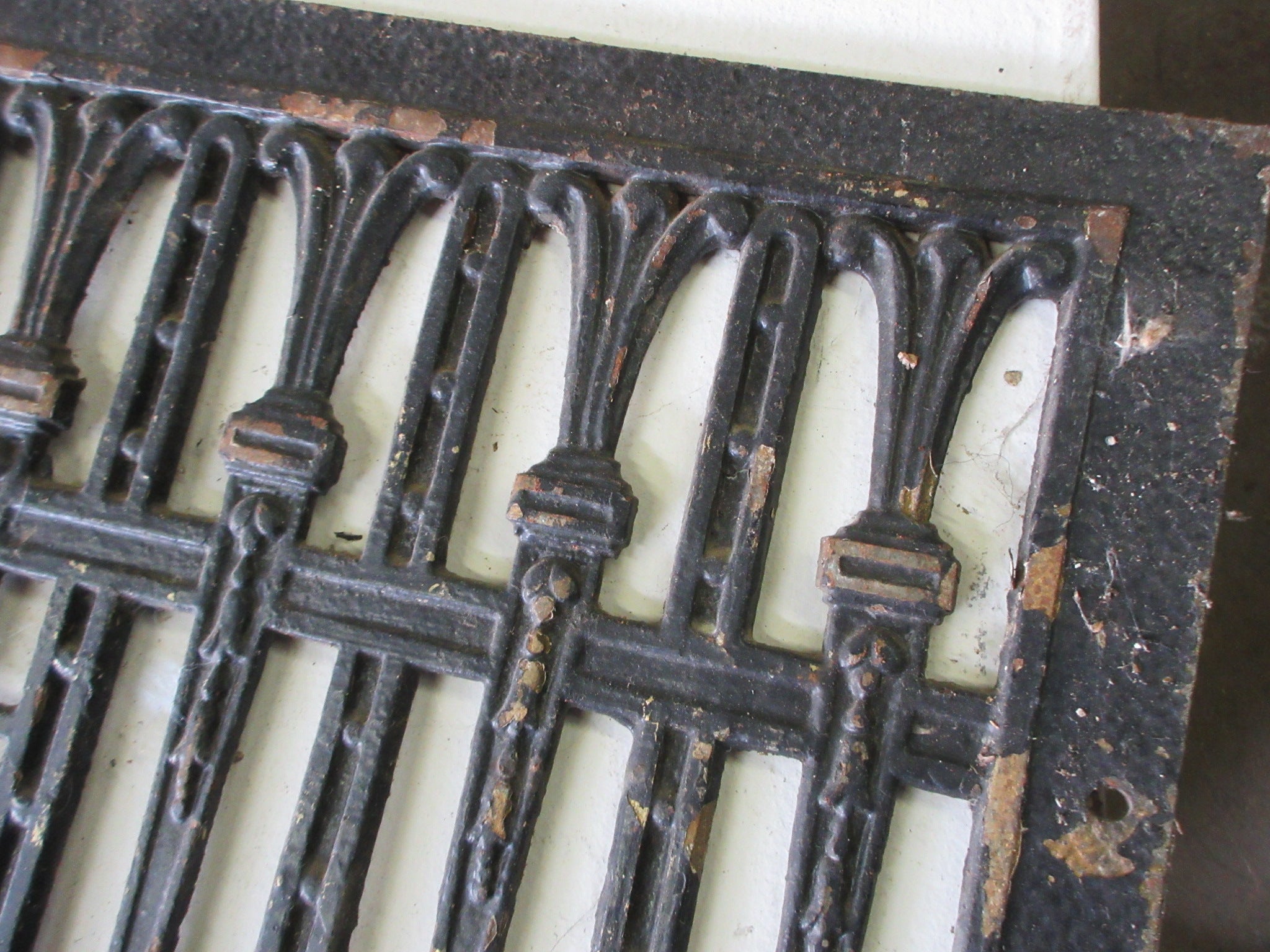 Antique Cast Iron Fireplace Grate