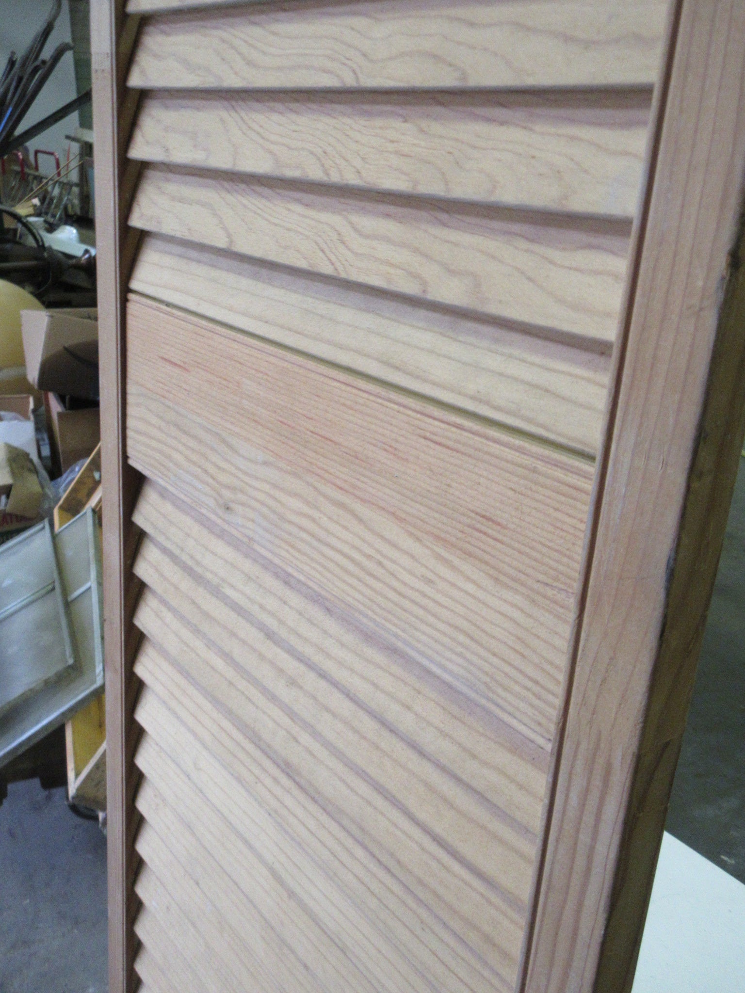 Single Louvered Shutter Door