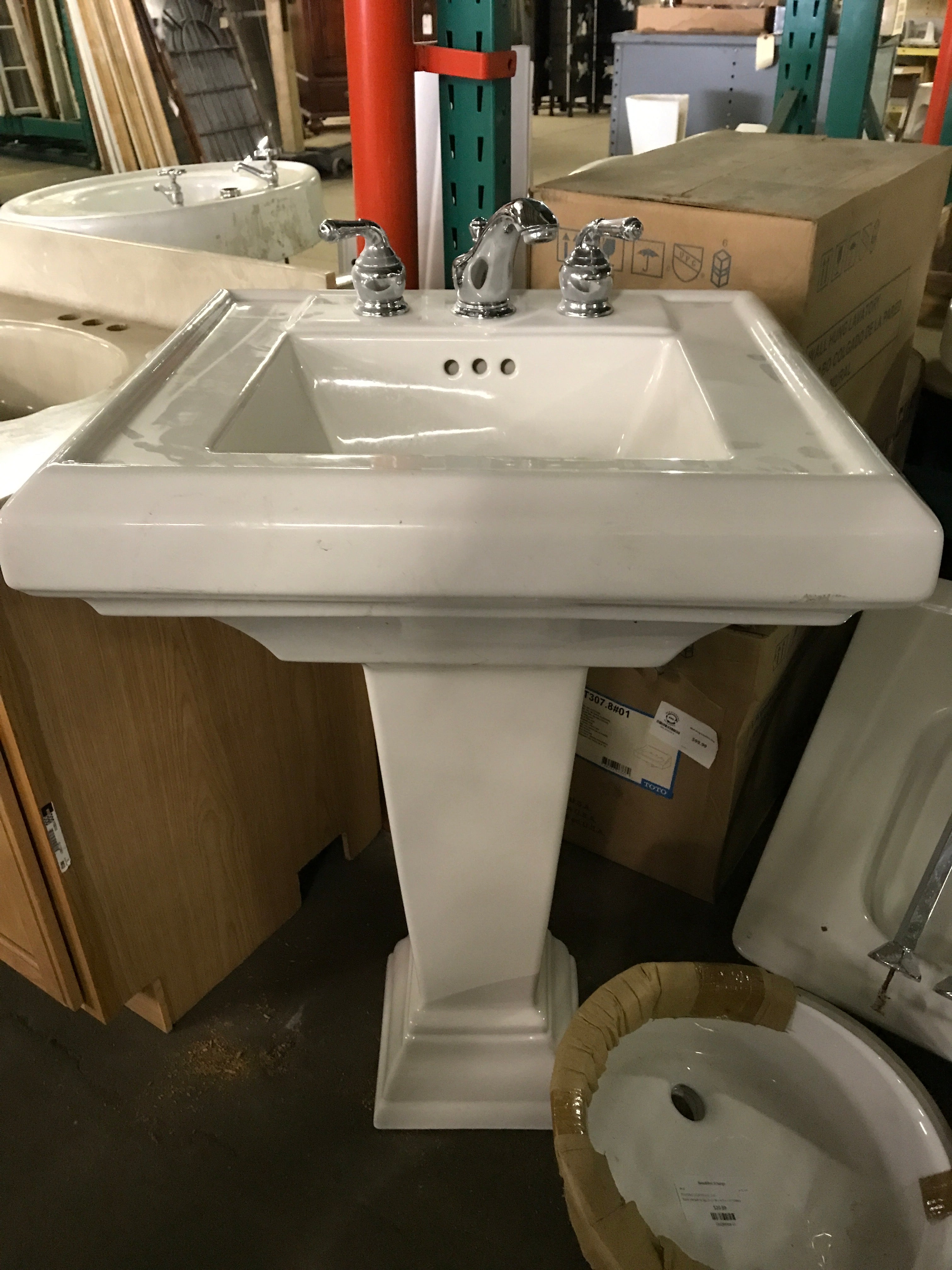Pedestal Sink and Base with Faucet