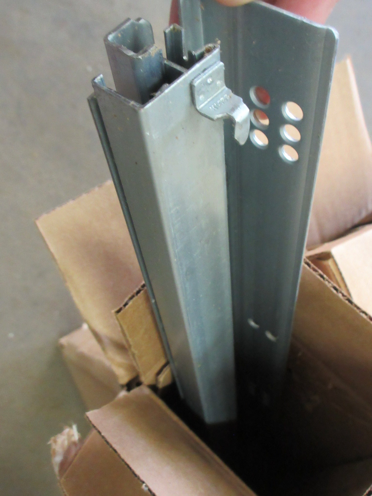 Full Extension Roll Tray with Hardware