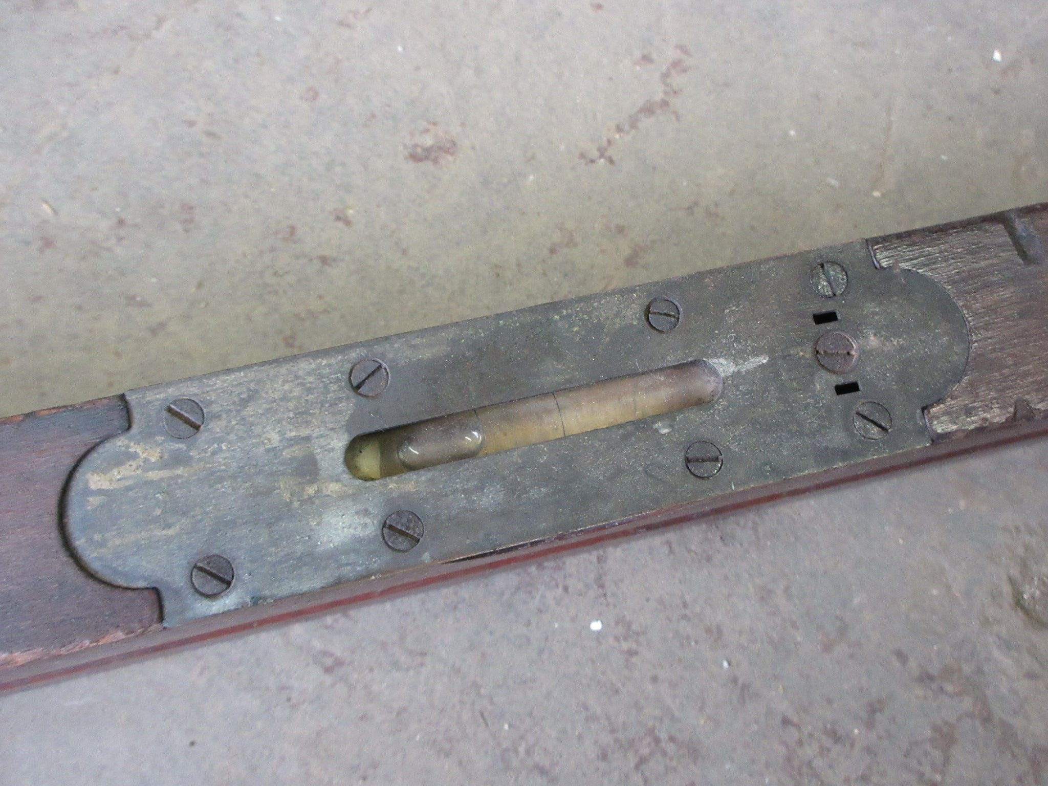 Vintage Wood Level