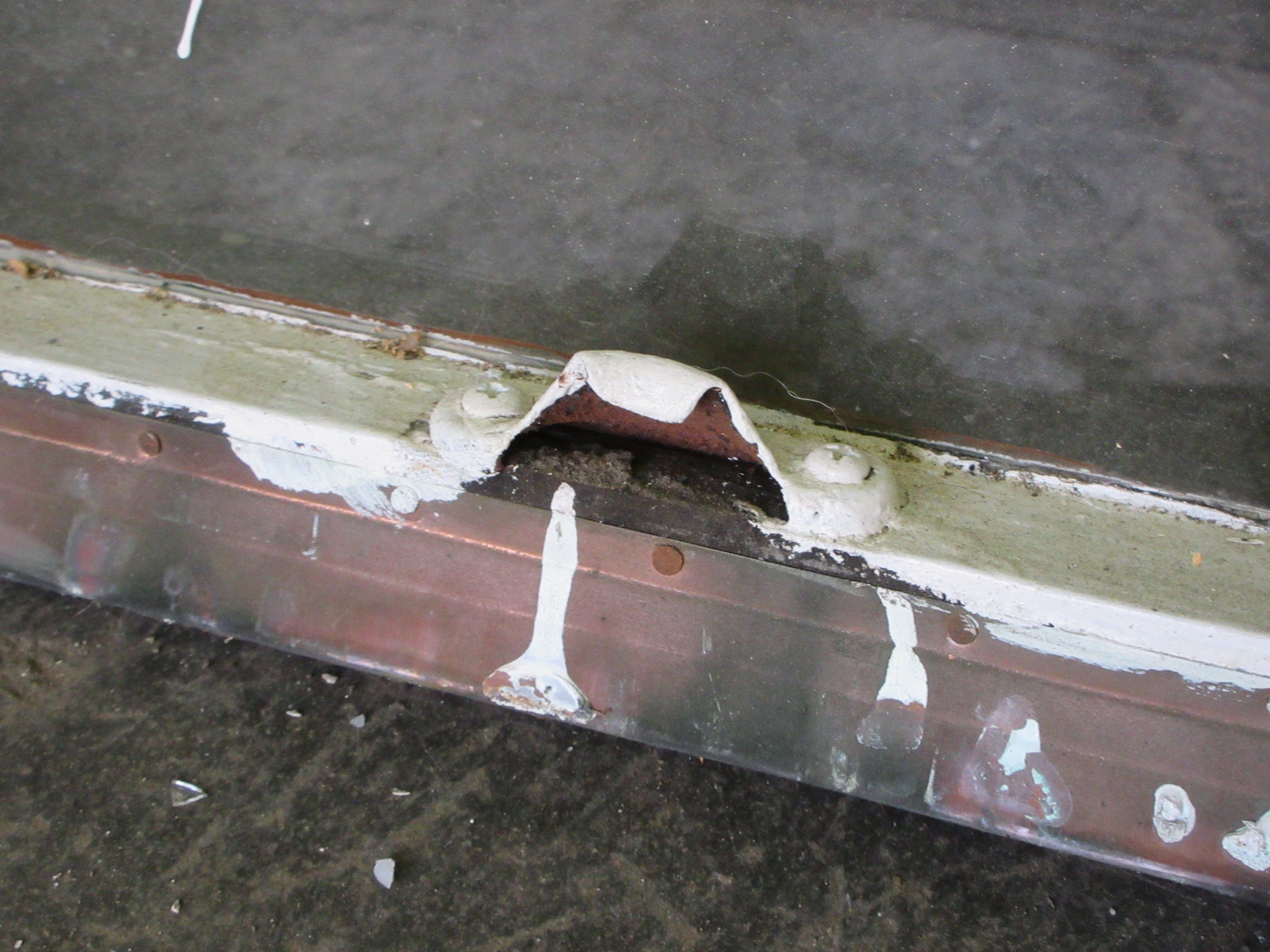 Wood Frame Sash Window 24 1/8"W x 23 1/2"