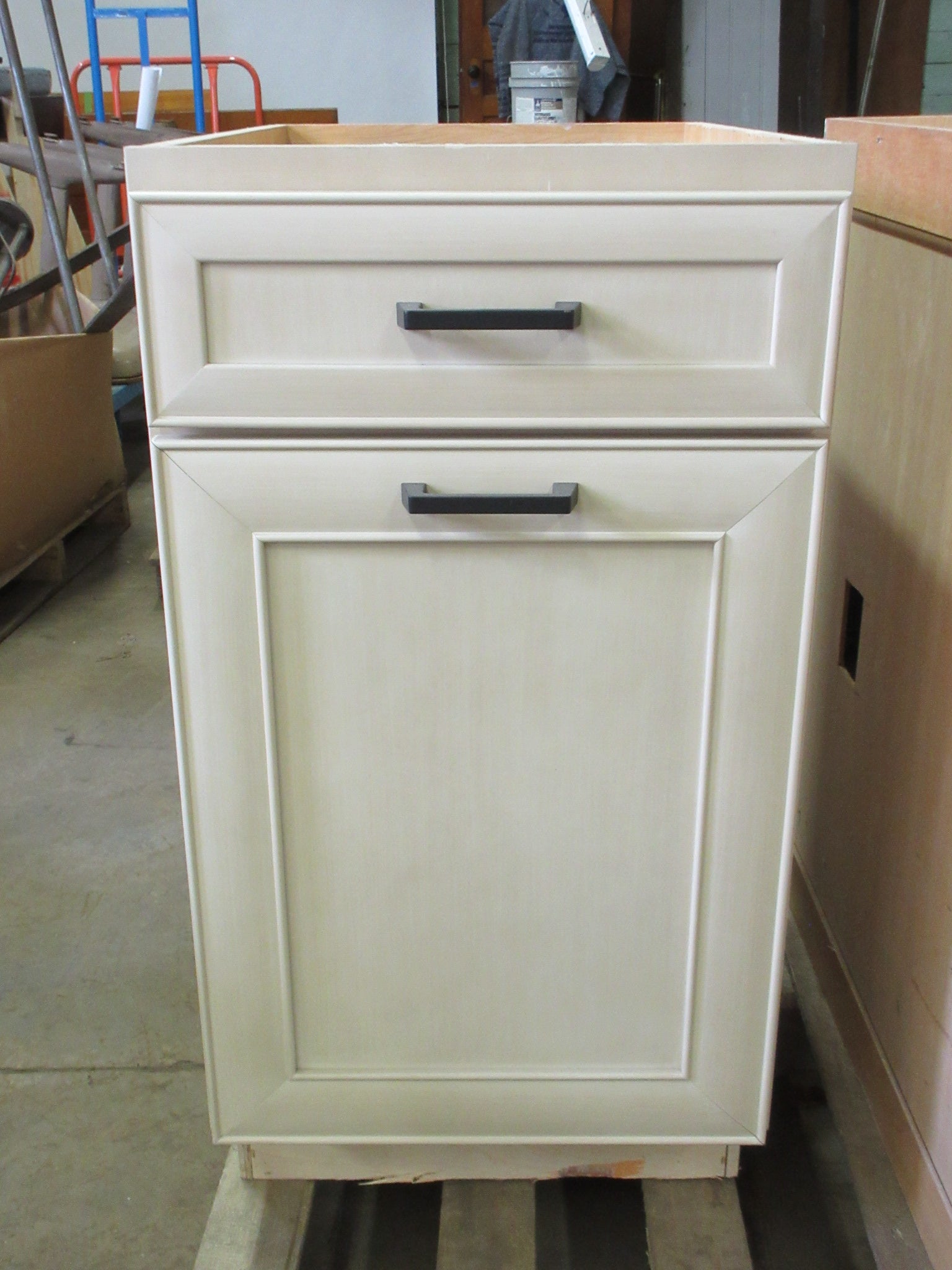 Base Cabinet with Pull Out Bins