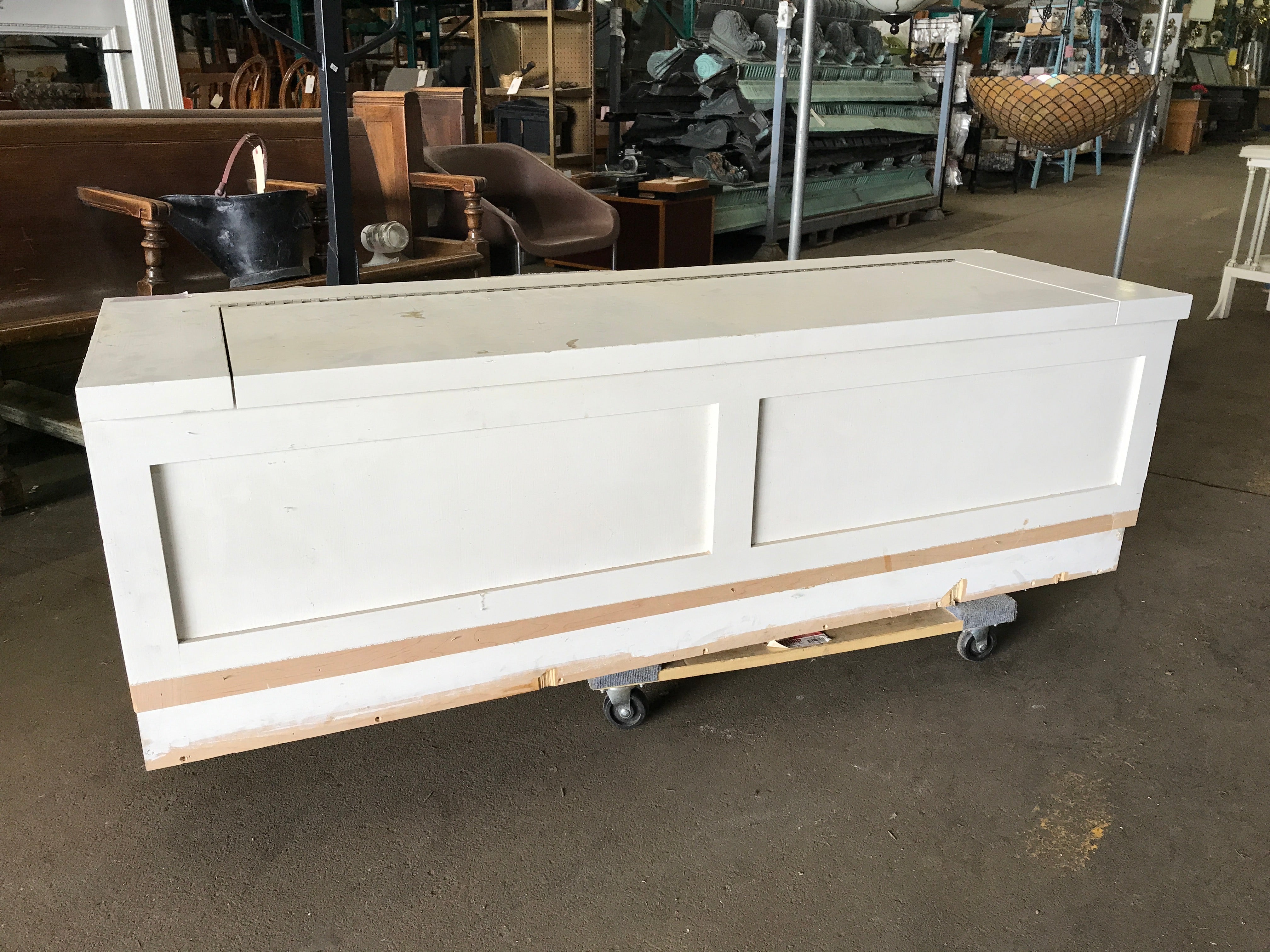 Built-in Bench Seat w/ Large Piano Hinge & Storage