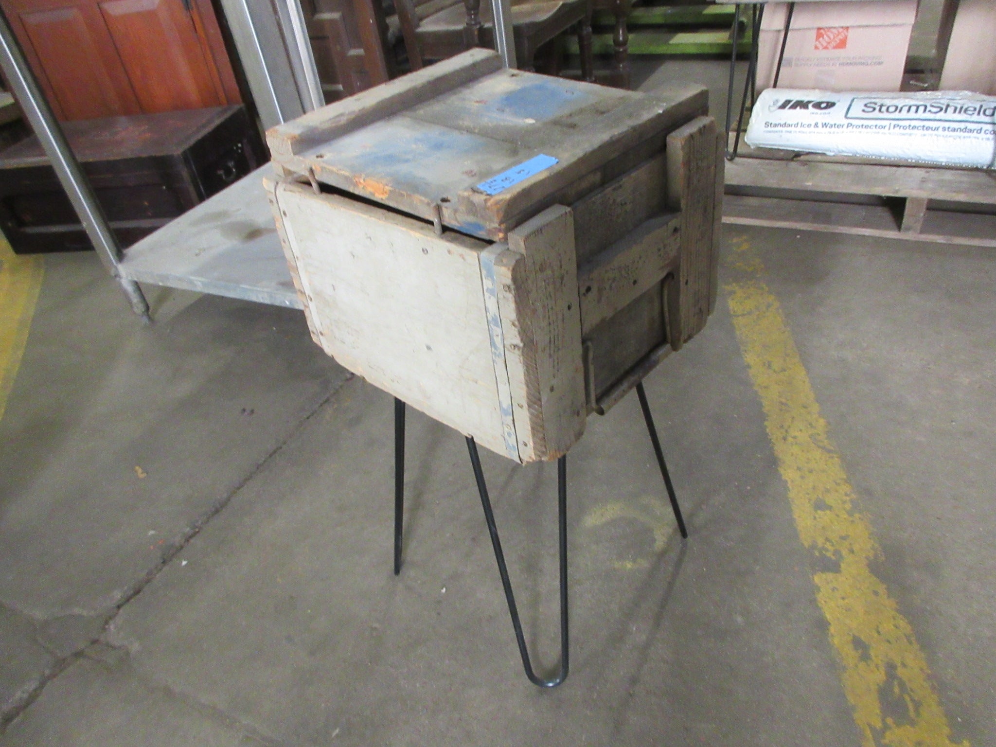 Ohio Bell Wire Box End Table with Hairpin Legs