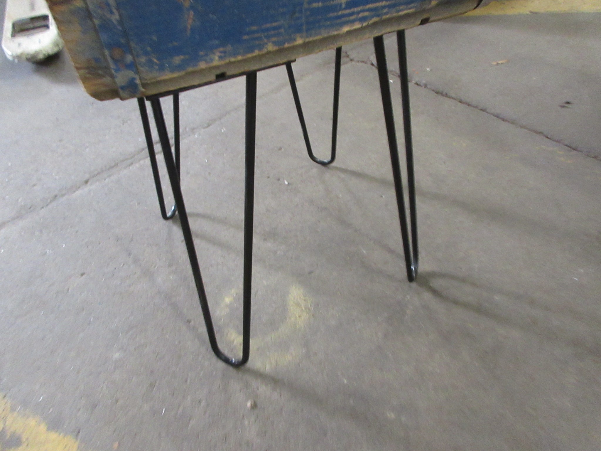 Ohio Bell Wire Box End Table with Hairpin Legs