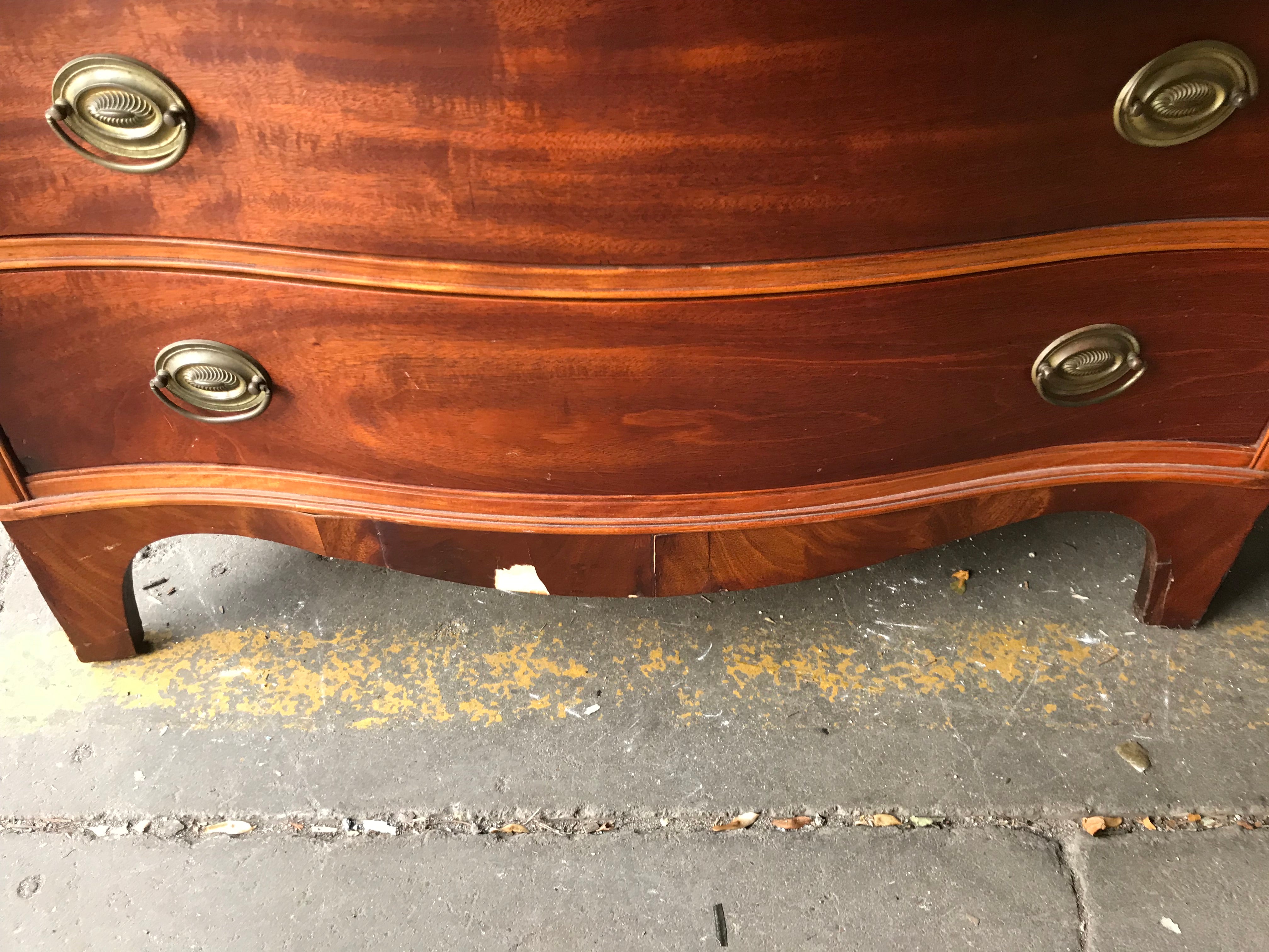 Chest of Drawers - 6 Drawers Glass Top