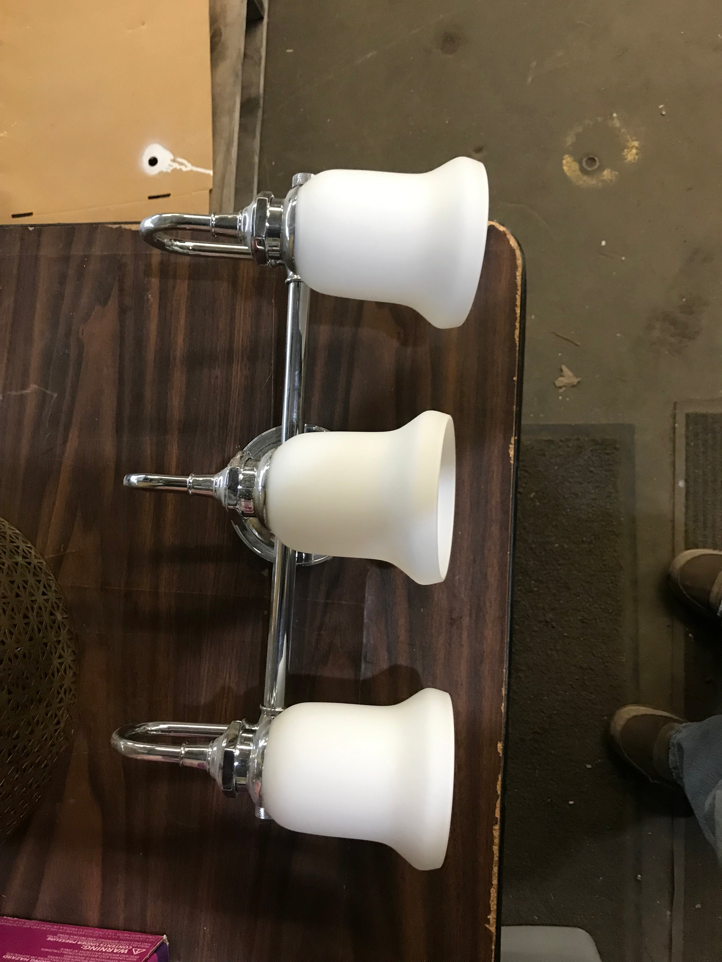 Bath Bar Light- 3 Lite 20"