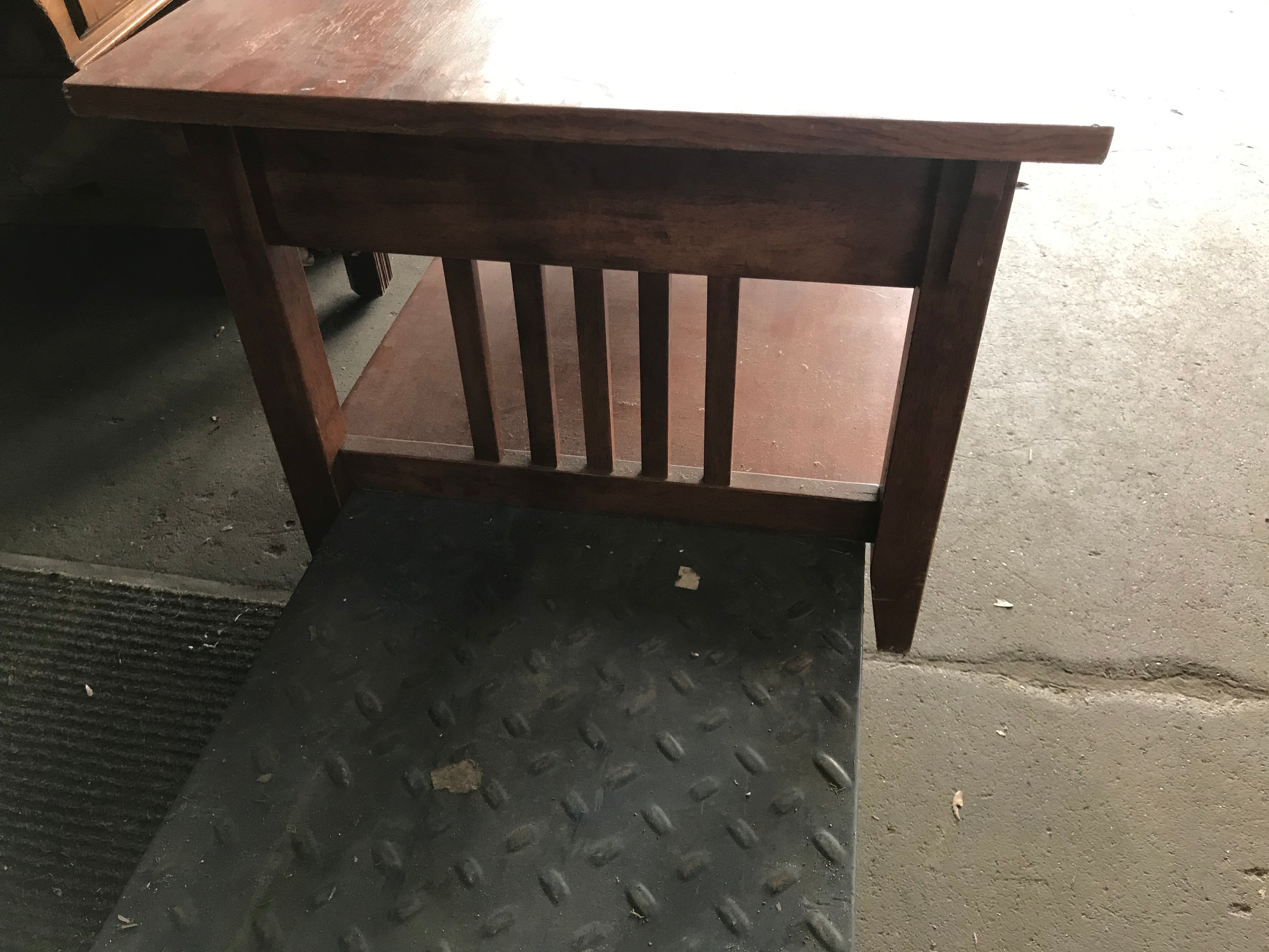 Coffee table with Drawer