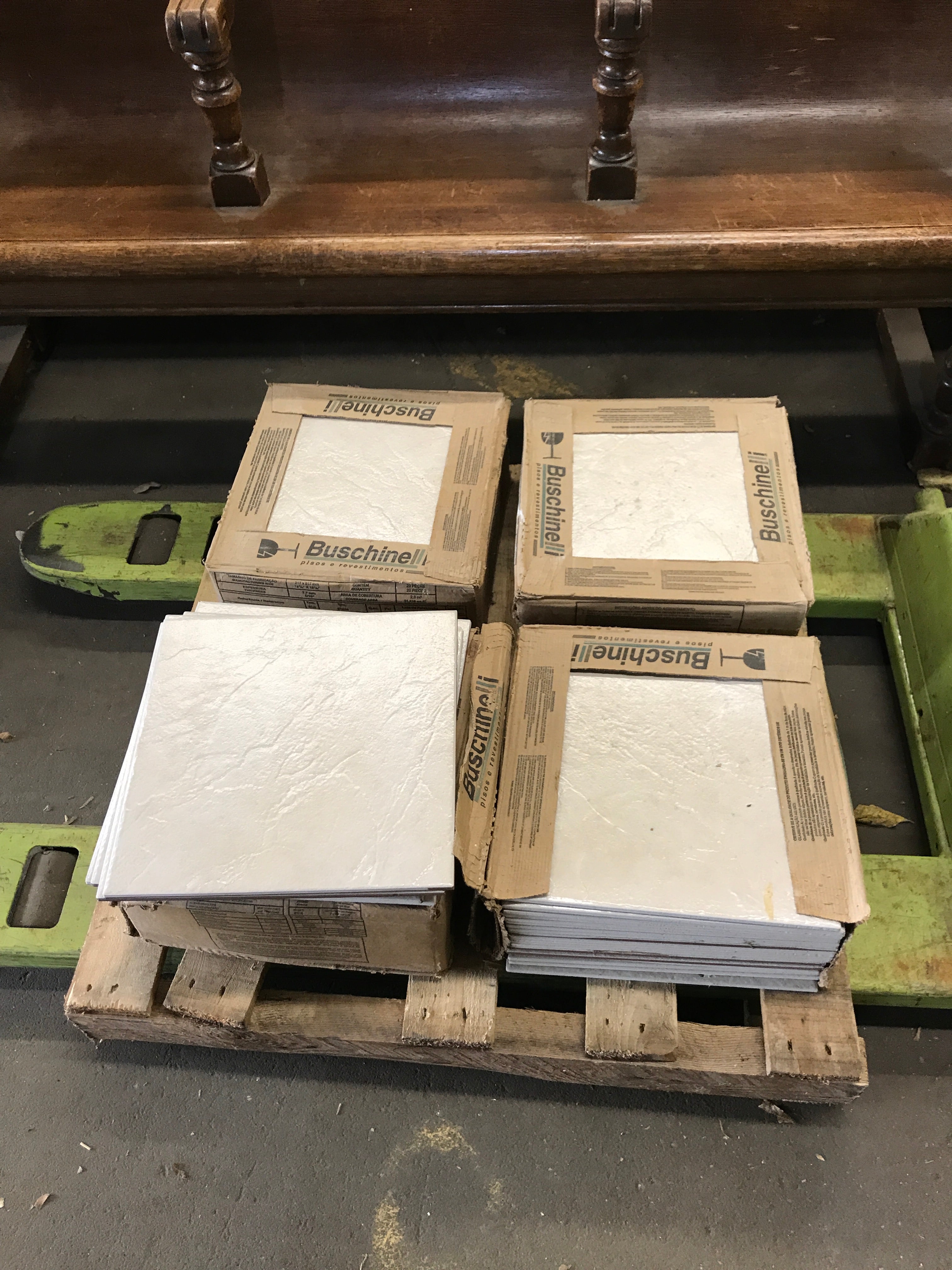 Ceramic Tile  12 x 12 (40sq ft) lot