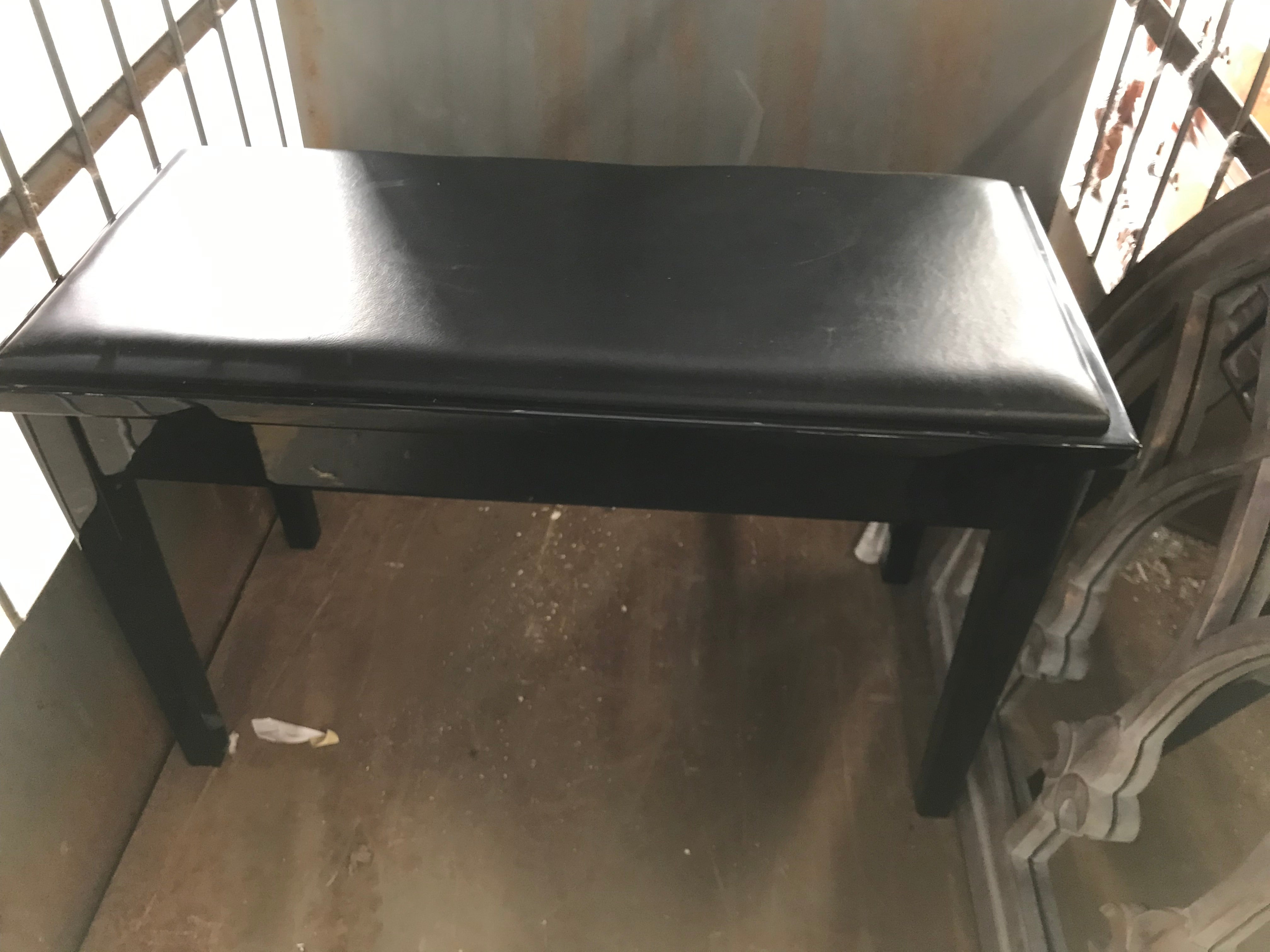 Piano Bench 32"