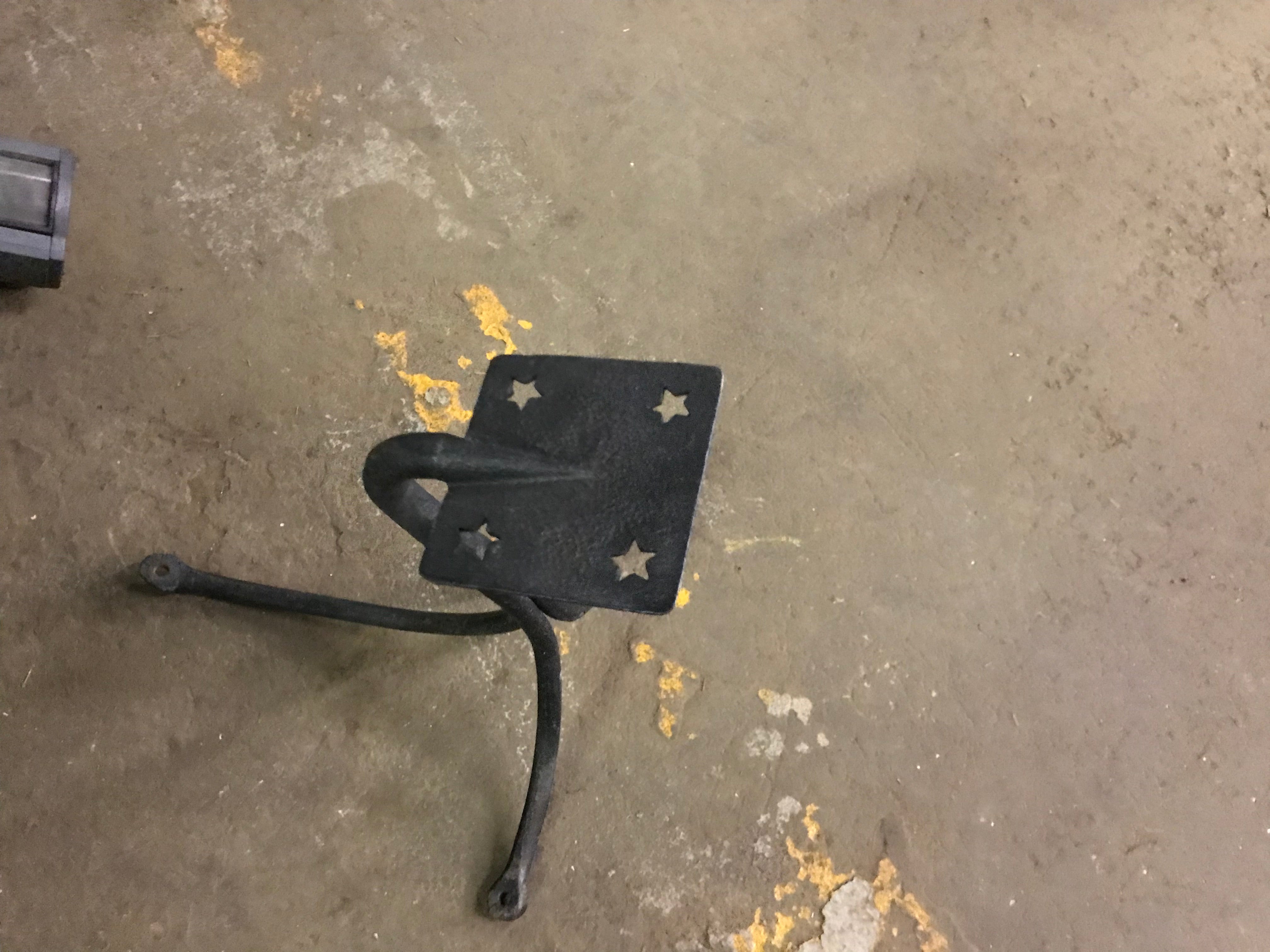 Buggy Step 13 1/2" x 11 1/2" x 11"
