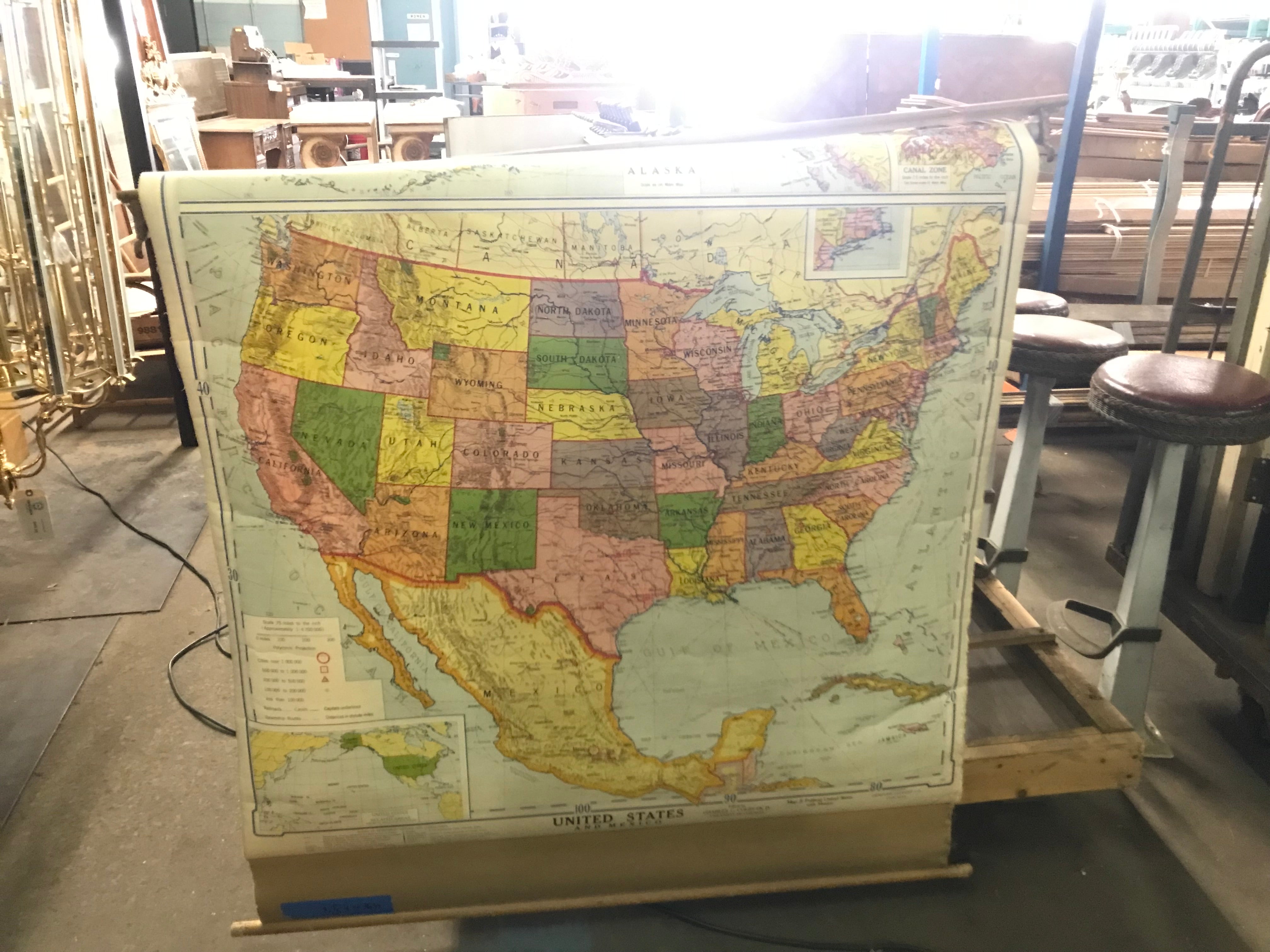 Pull  Down School Map Of USA