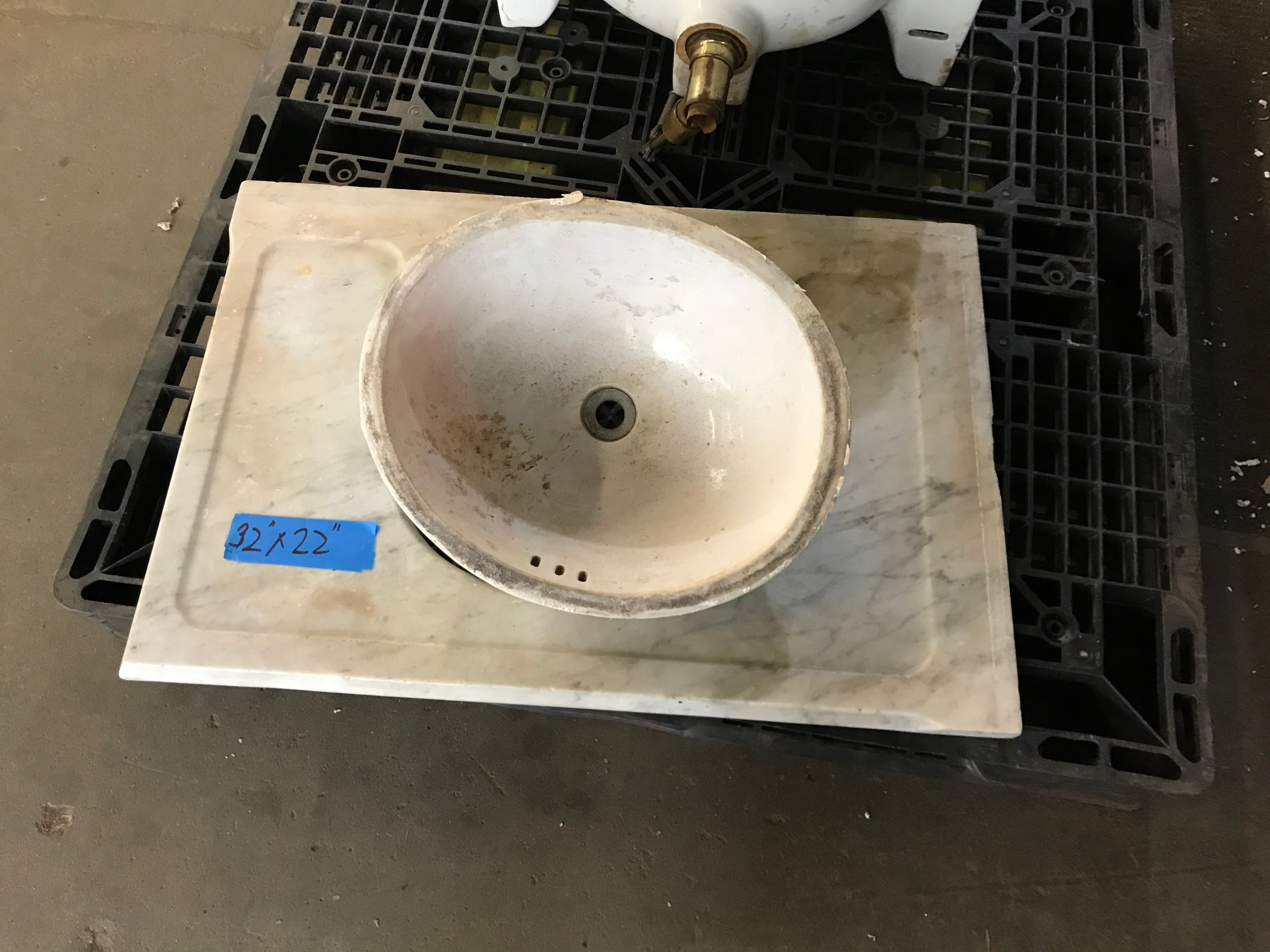 Marble Sink Top with Undermount Sink  32" x 22"