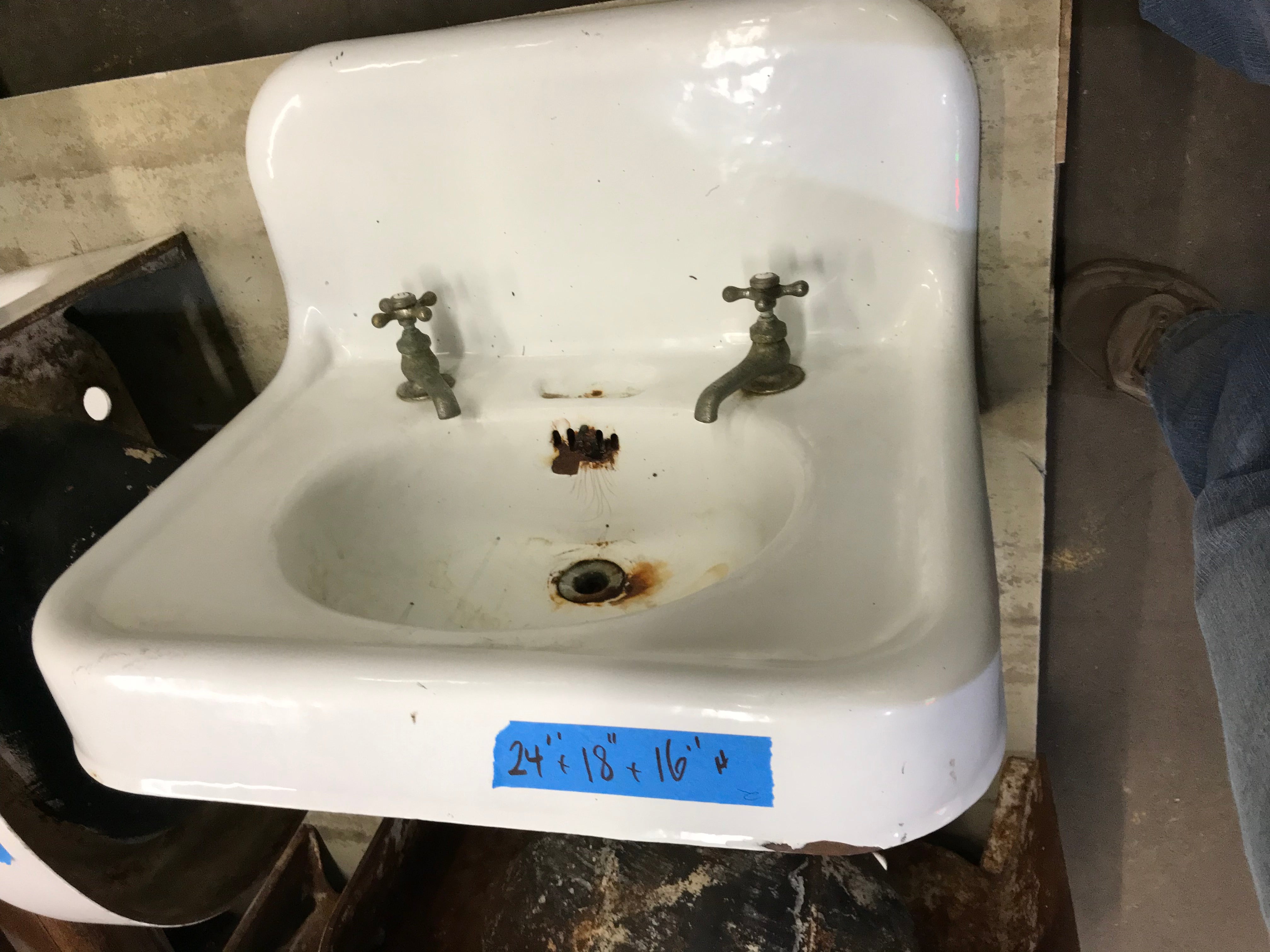 Cast Iron Wall Mount Sink with Backsplash and Faucet