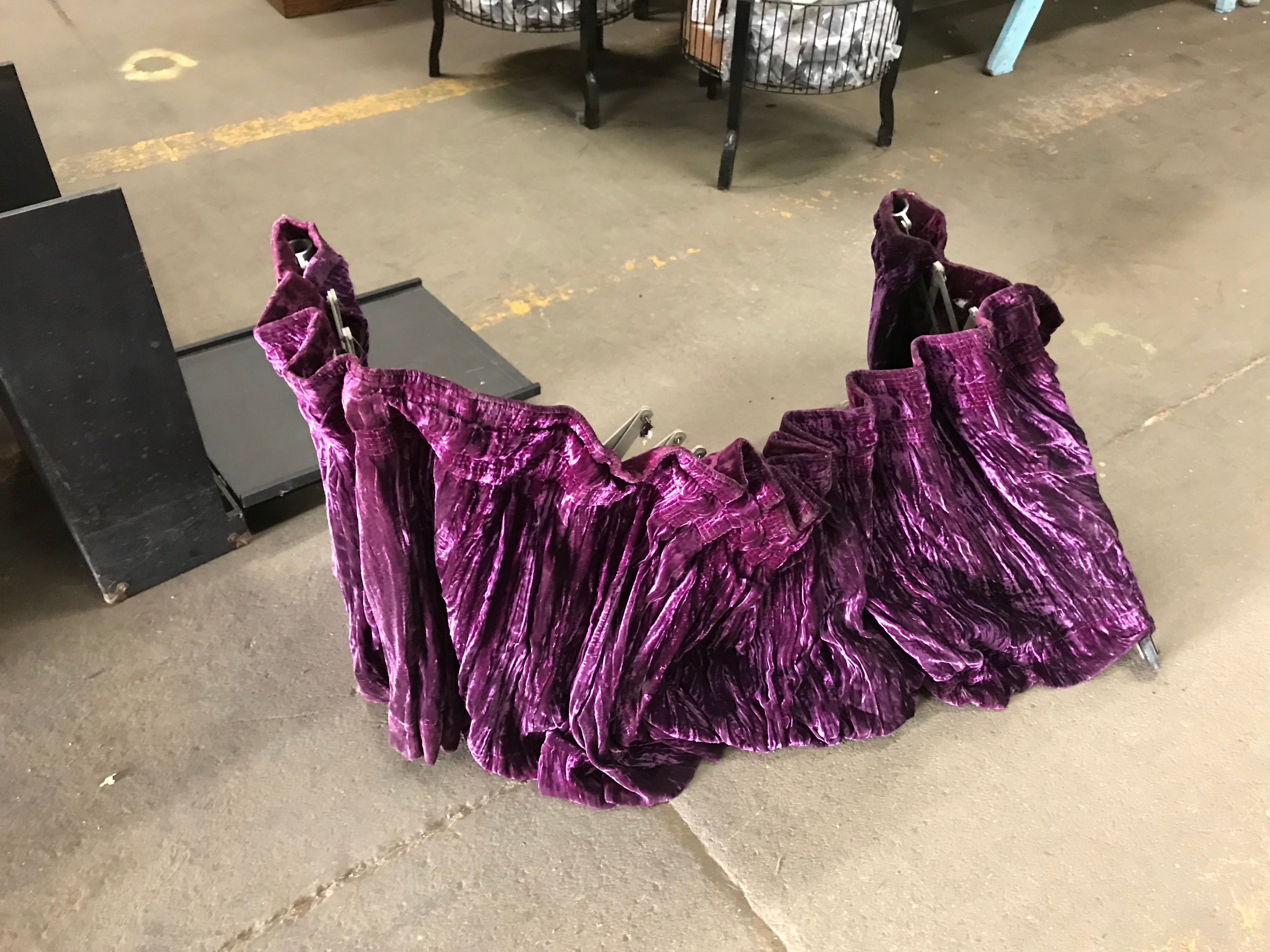 Portable Casket Expanding  Iron Drapes w/Cases