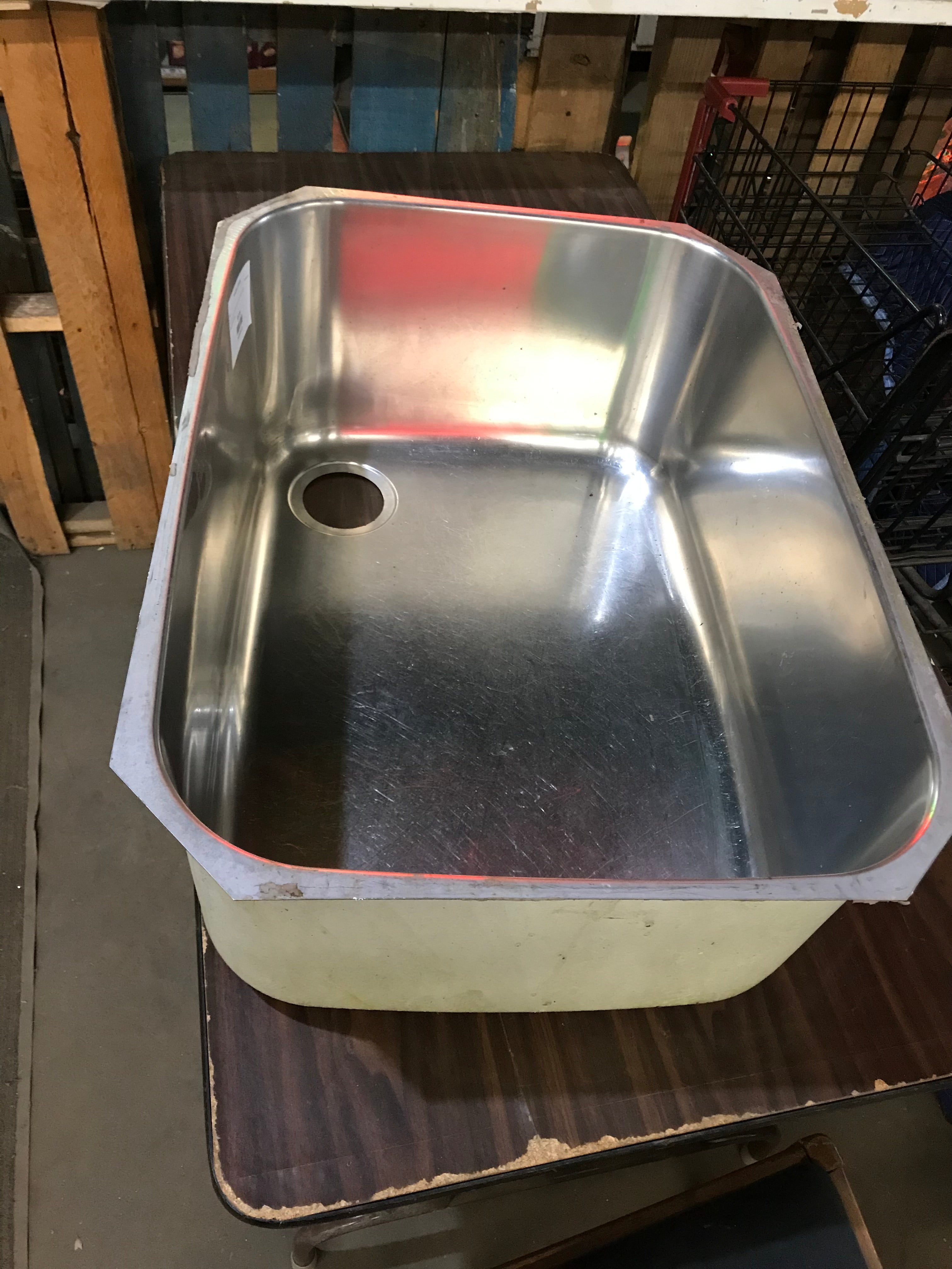 Stainless Steel Undermount Sink Corner Drain