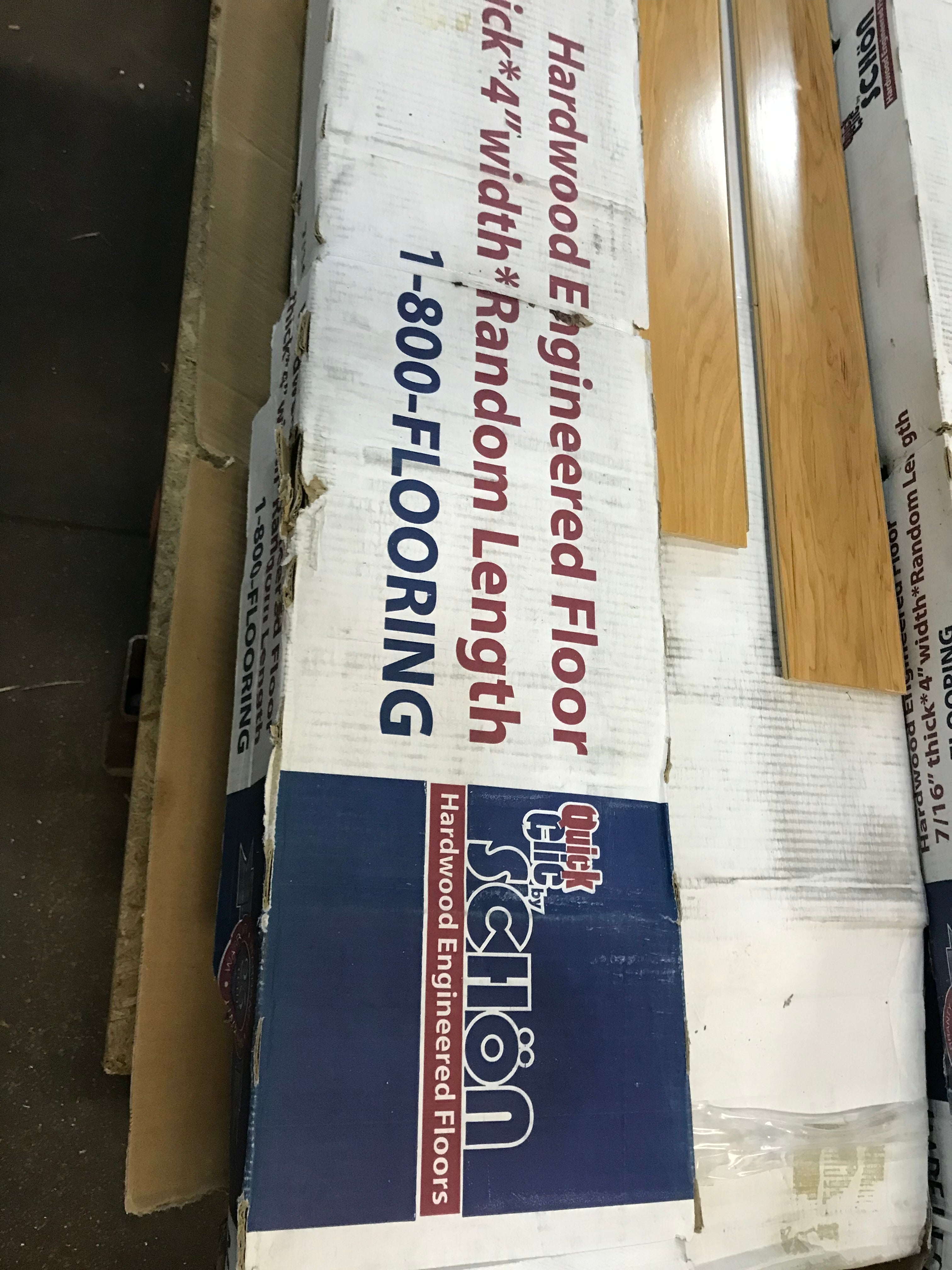 Lot of Engineered Hardwood  Hickory Flooring (200sq ft)