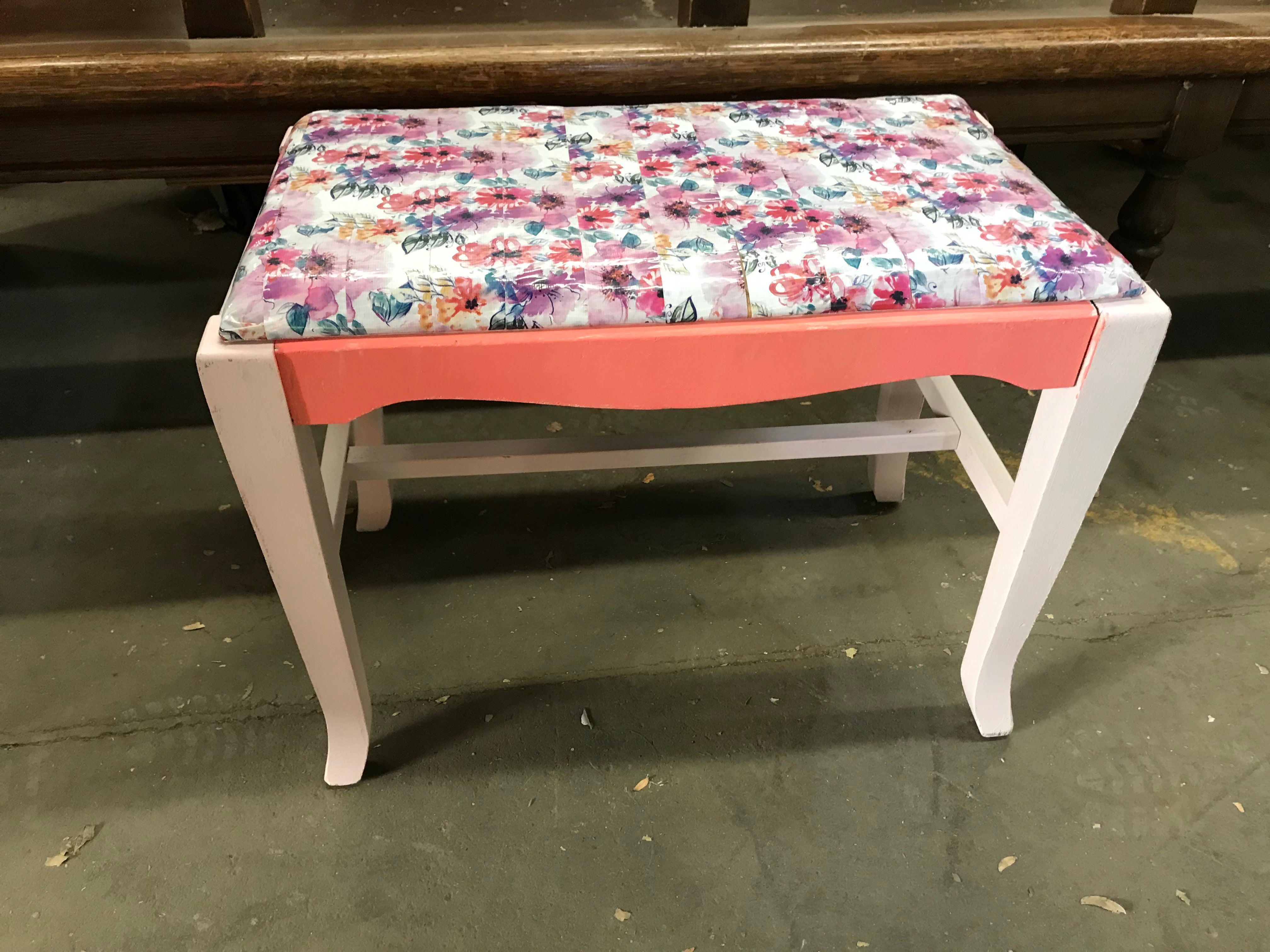 Small Wood Bench Pink