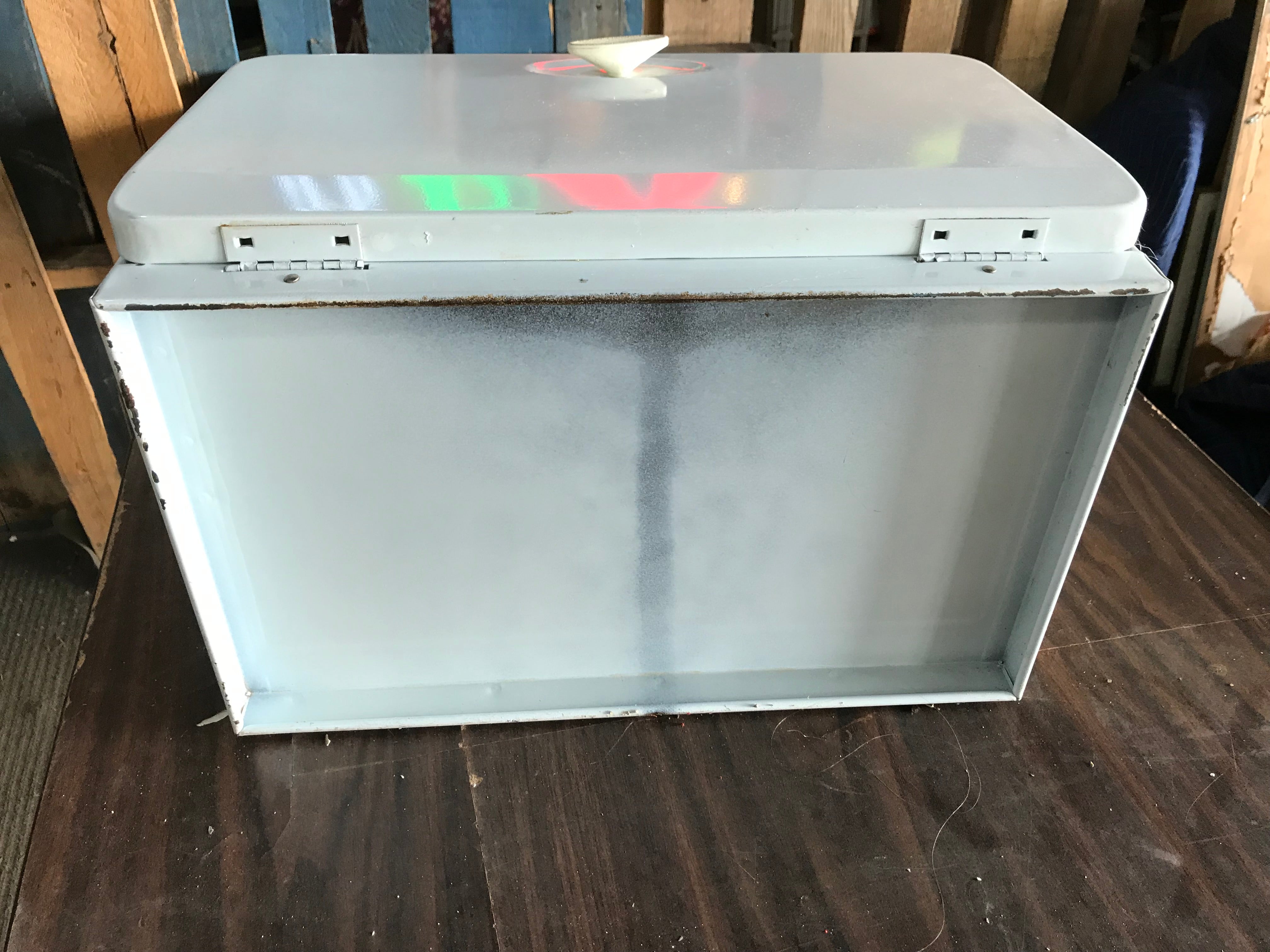 Vintage Mid Century Metal Bread Box  KCO/Canada