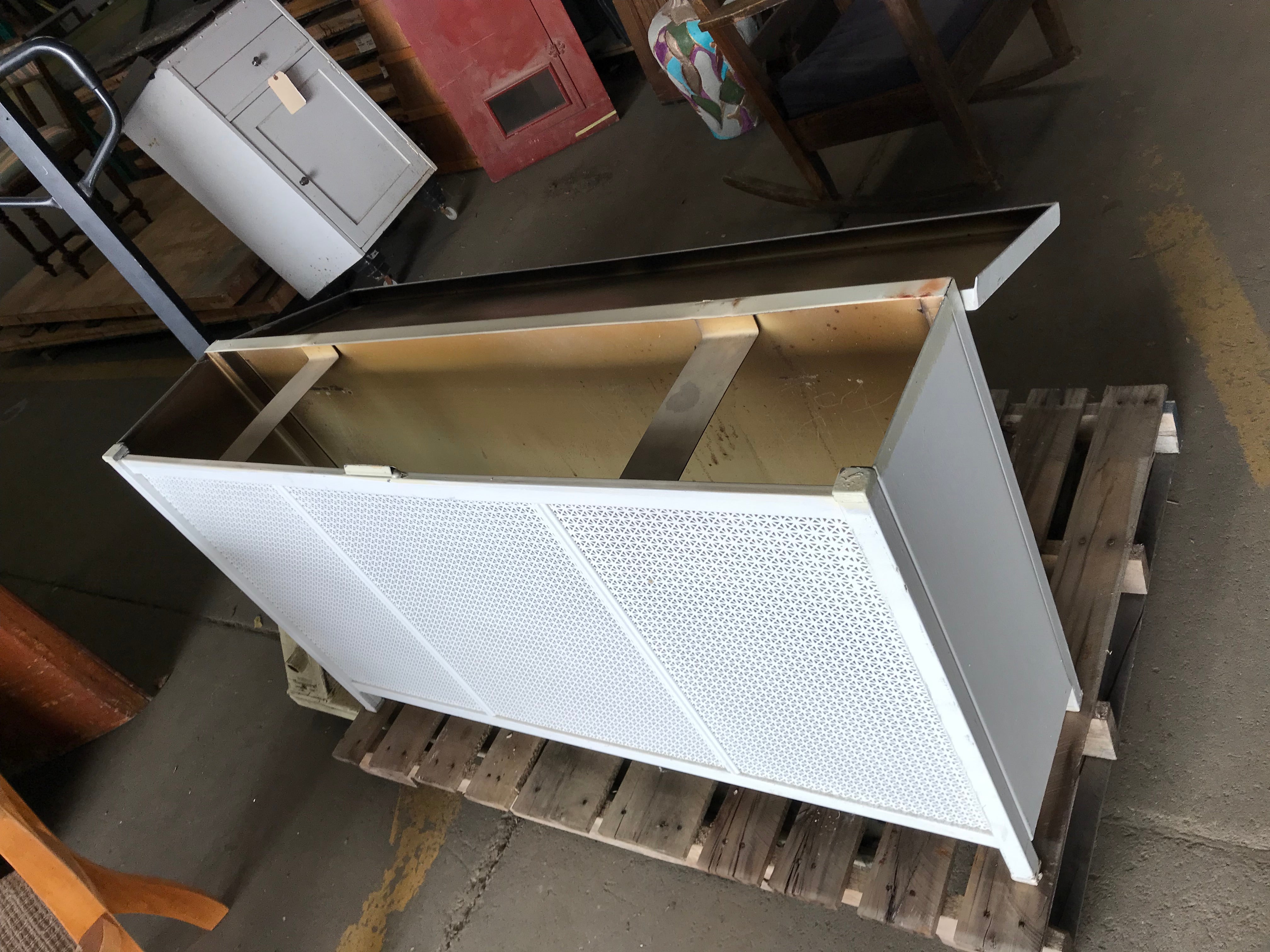 Vintage Radiator Cover 461/2