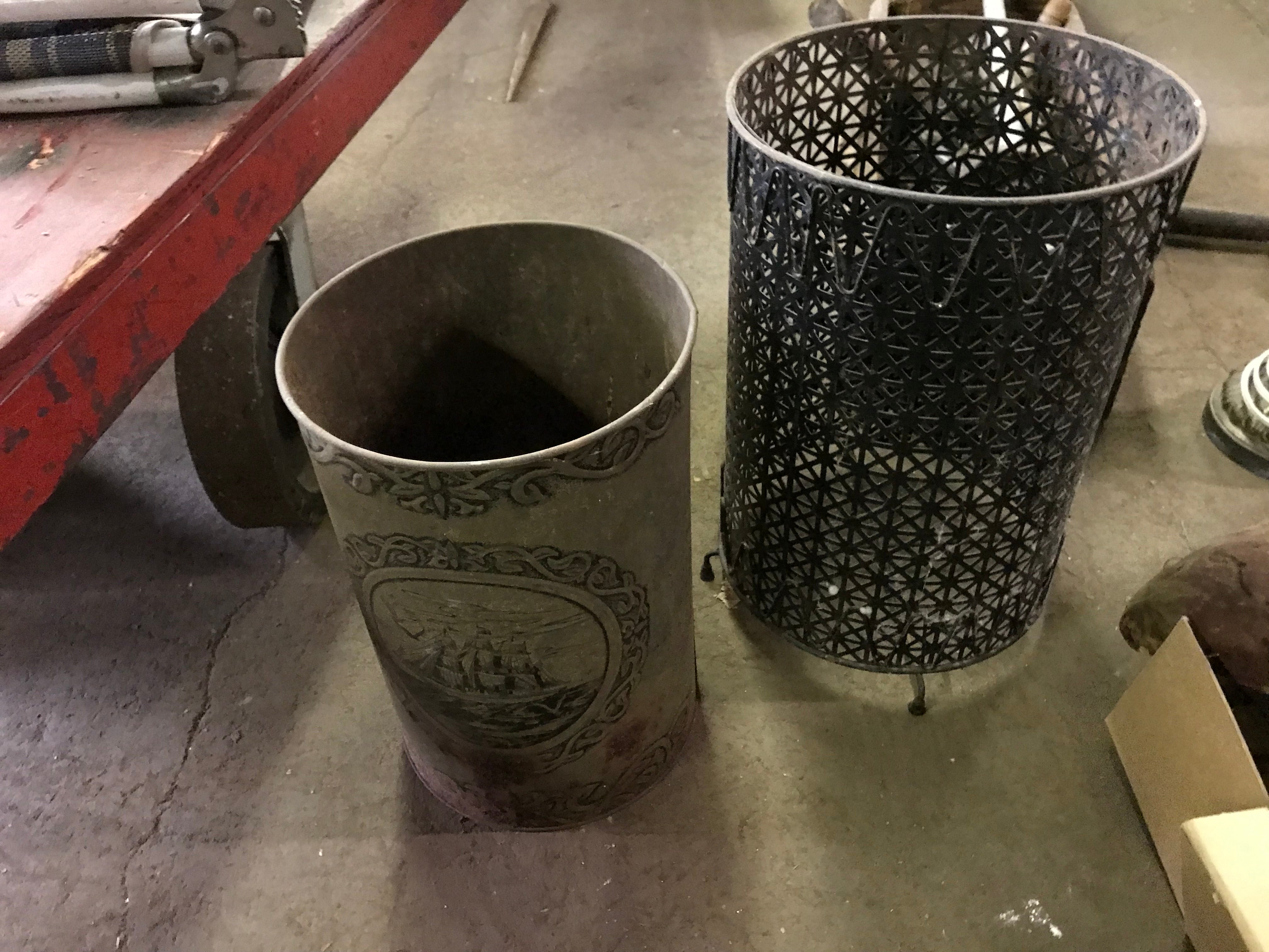 Small Metal Trash Can  with Interior  "Ship' Liner"