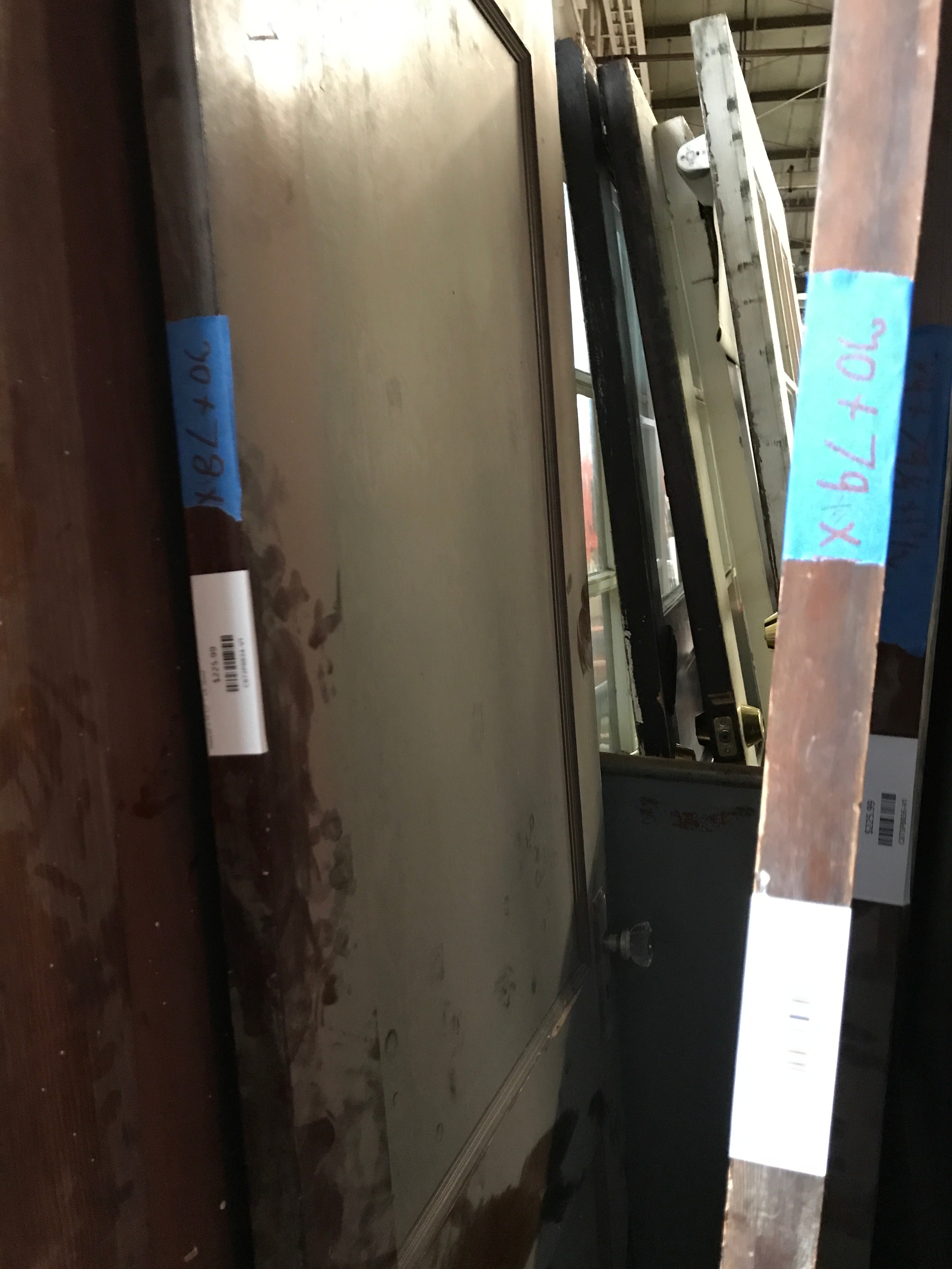 2 Panel Door with 2 Glass Door Knobs