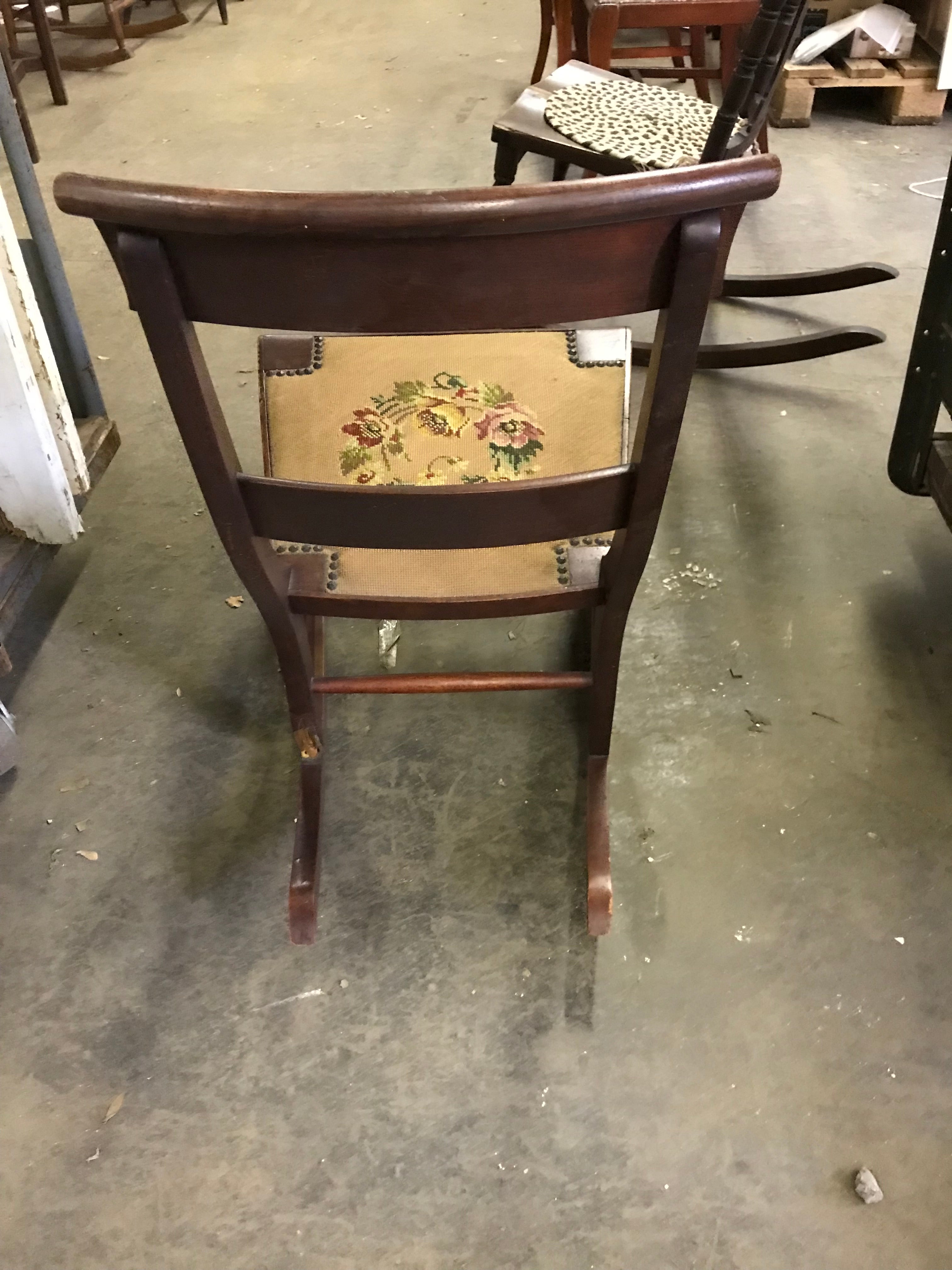 Vintage Wood Rocker Shaker Style