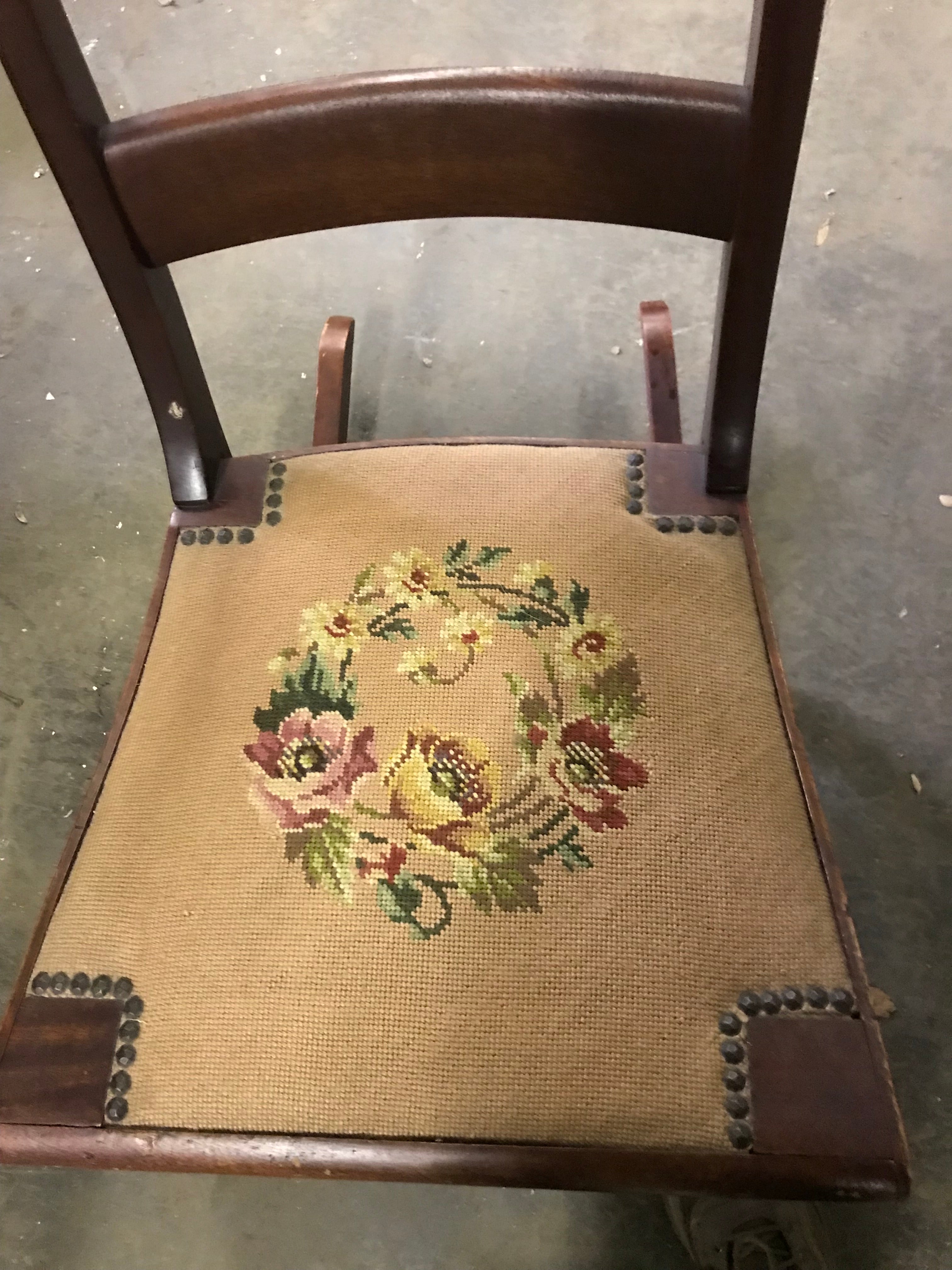 Vintage Wood Rocker Shaker Style