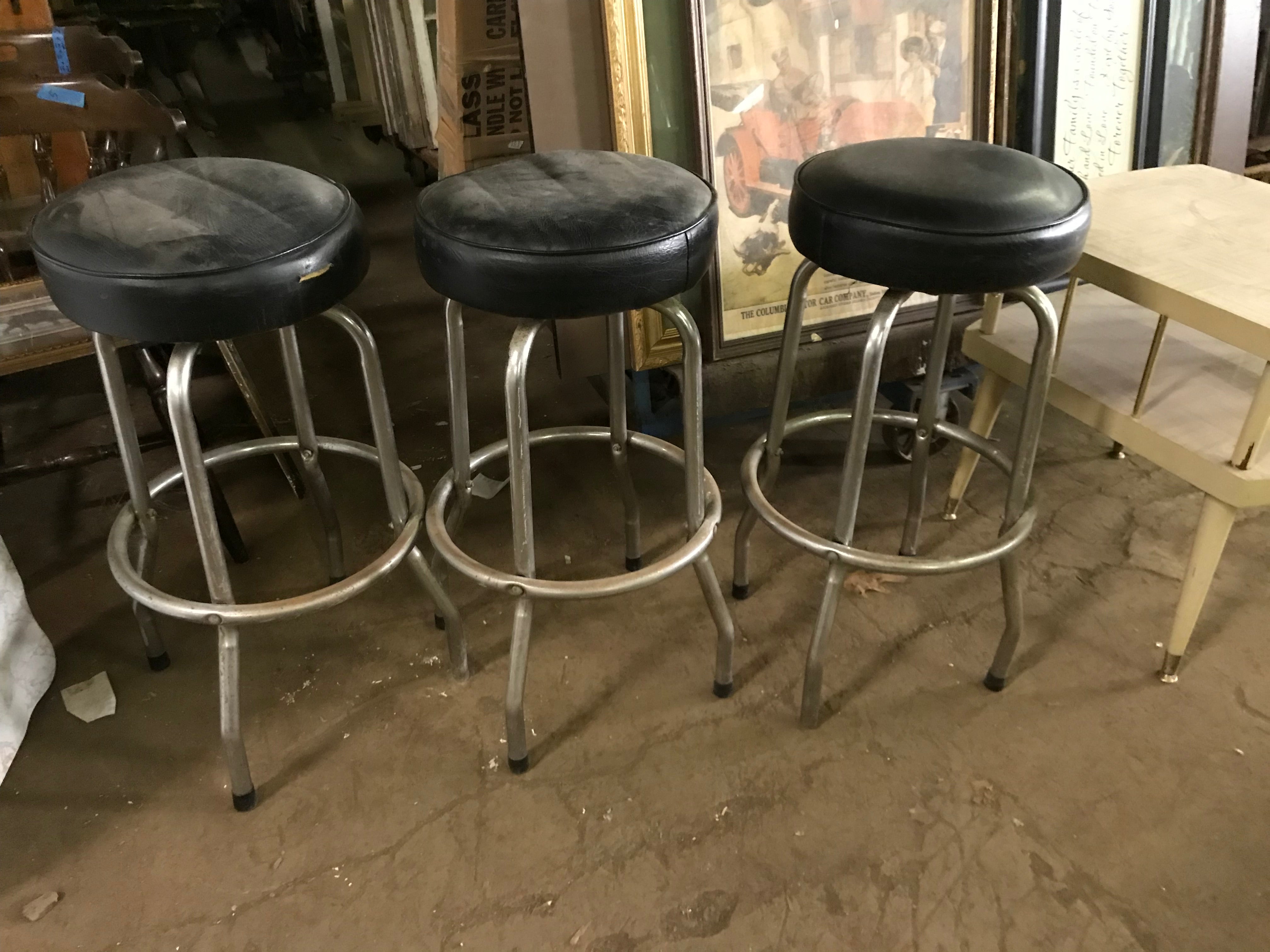 Bar Stool - Leather Top & Metal Base