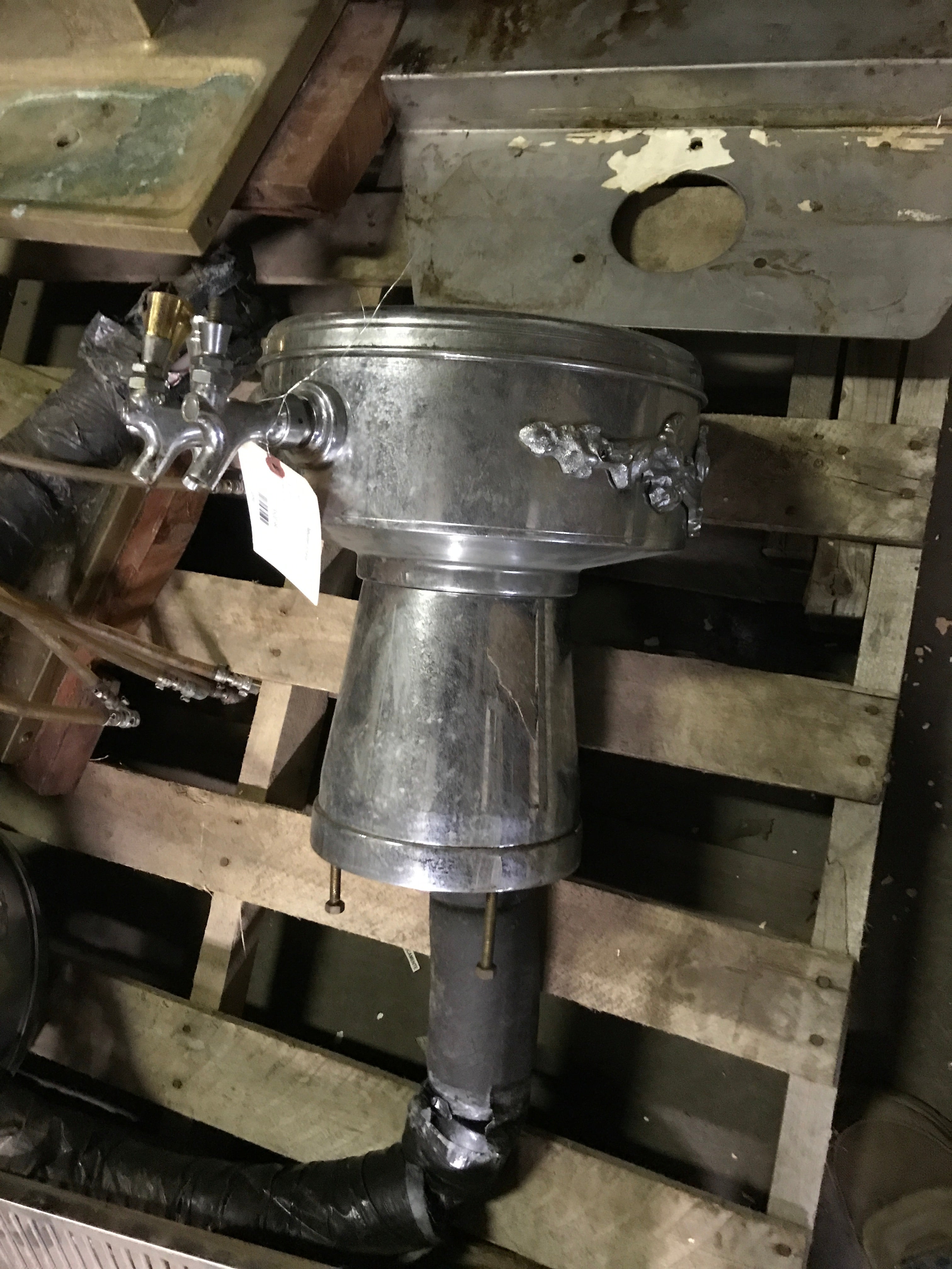 Stainless Steel  Beer Tap w 6 Dispenser Heads