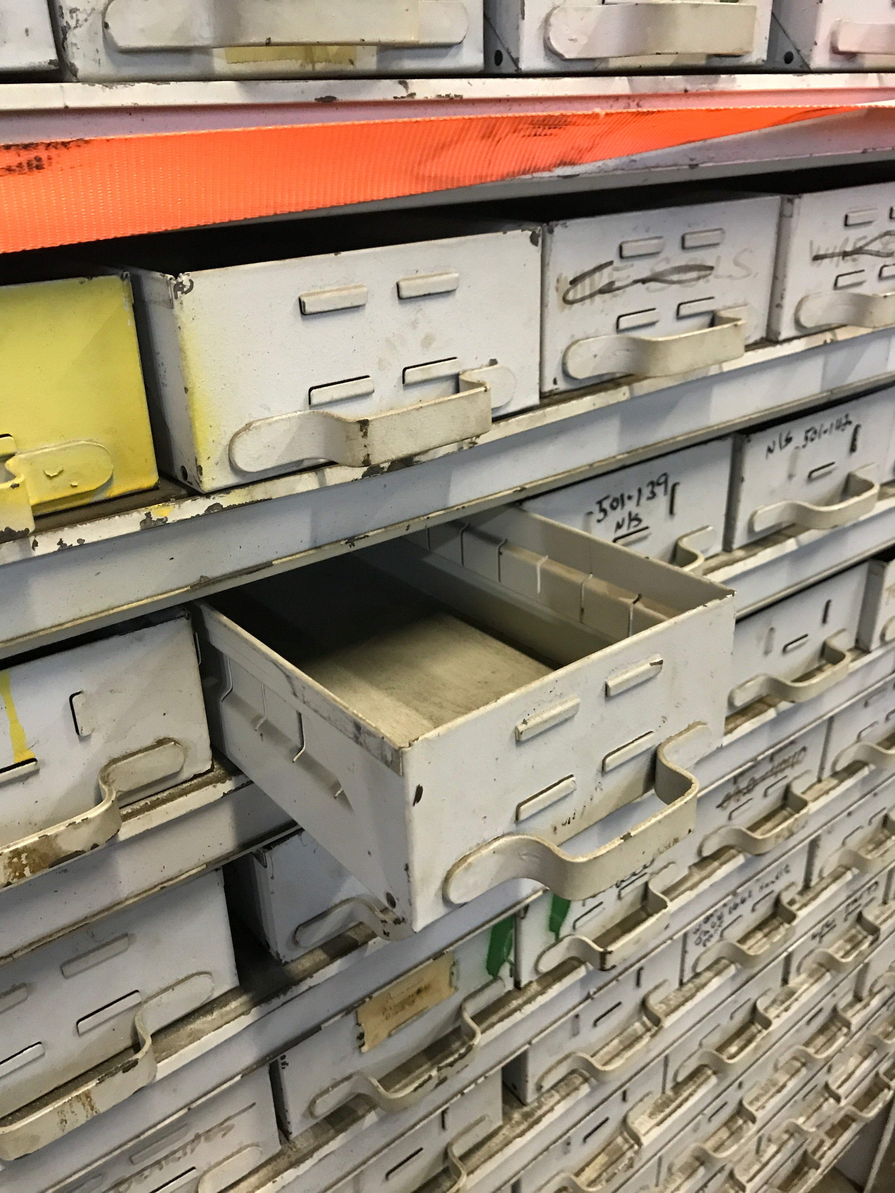 Storage Shelf Combo w/ Drawers (bent metal pulls)
