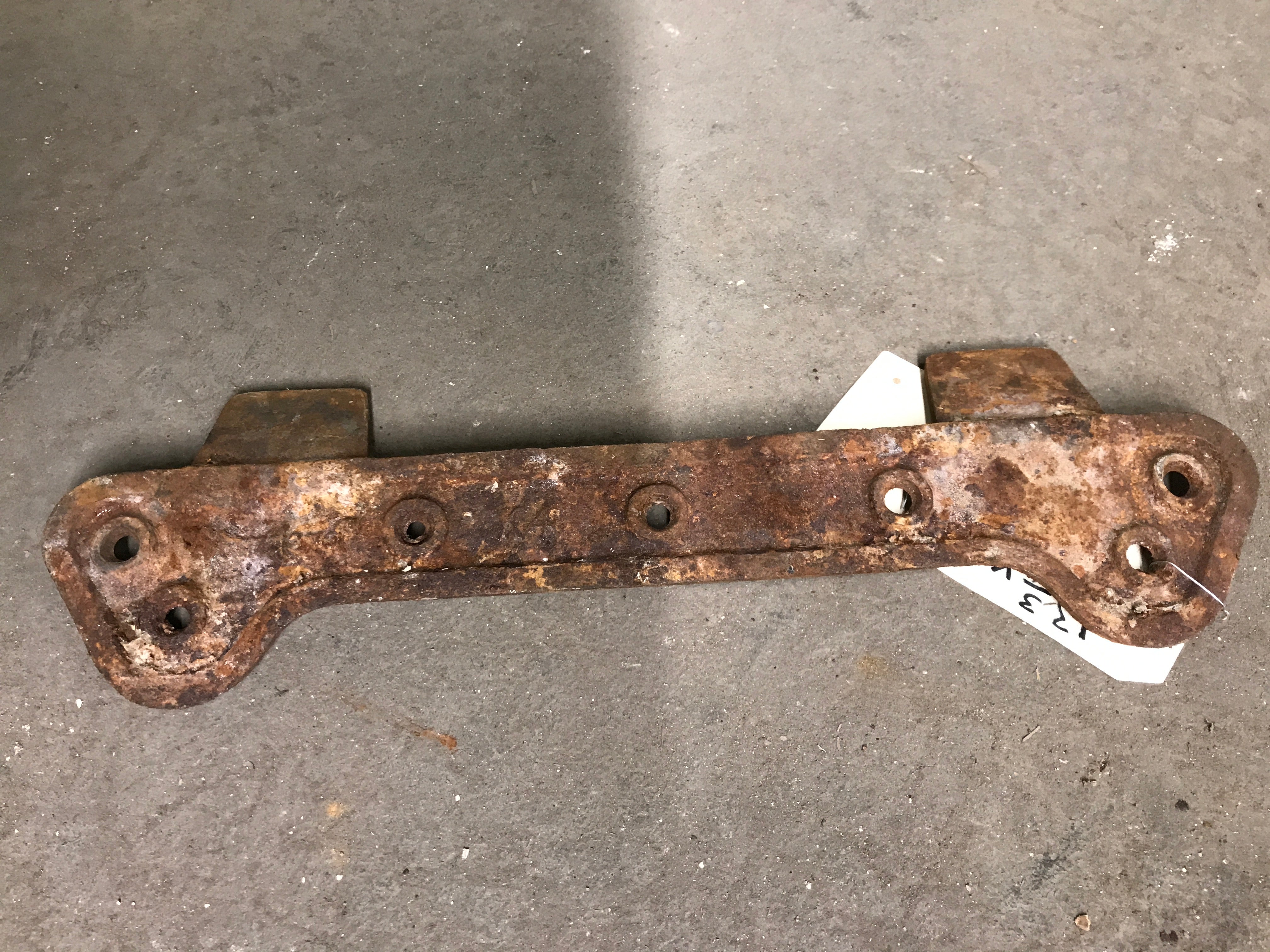 Cast Sink wall mount bracket
